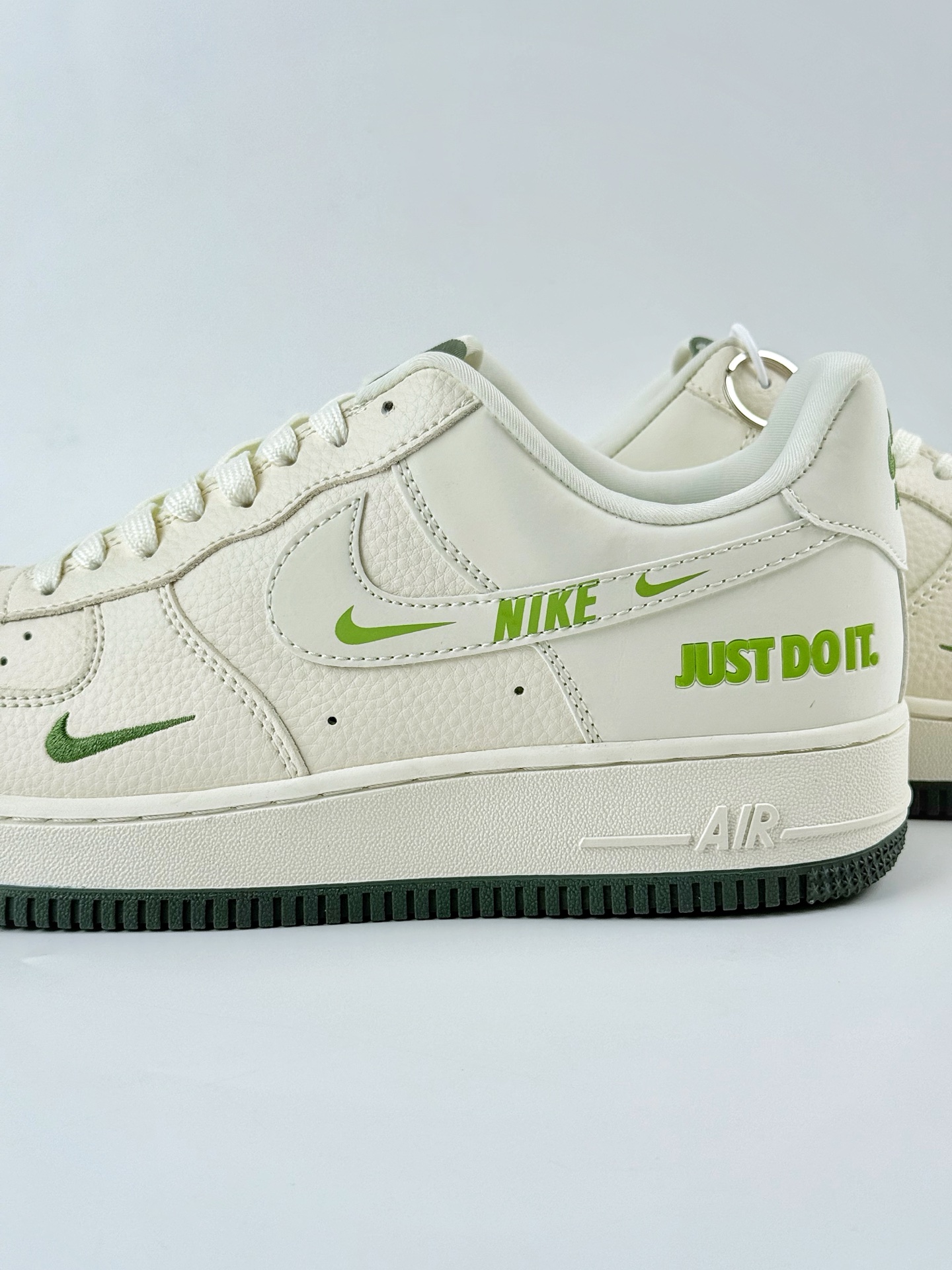 Nike Air Force 1 Low 07 白绿三小钩 DF0188-056