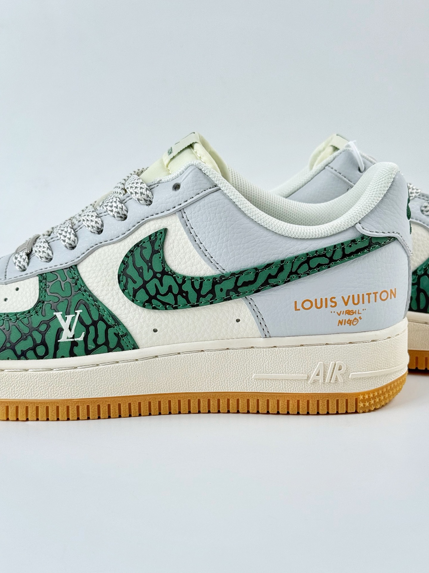 Nike Air Force 1 Low 07 x Louis Vuitton 绿白灰满天星 ZH2598-306