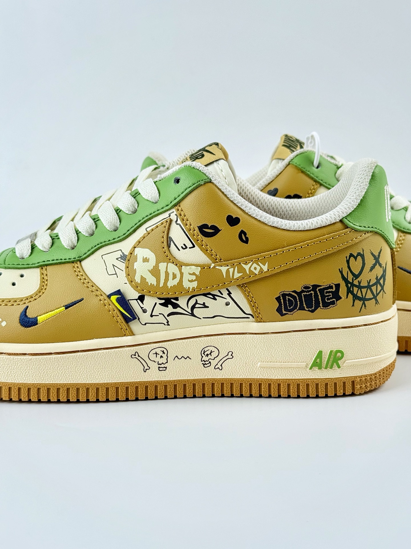 Nike Air Force 1 Low 07 黄米绿小钩涂鸦 XL2321-666