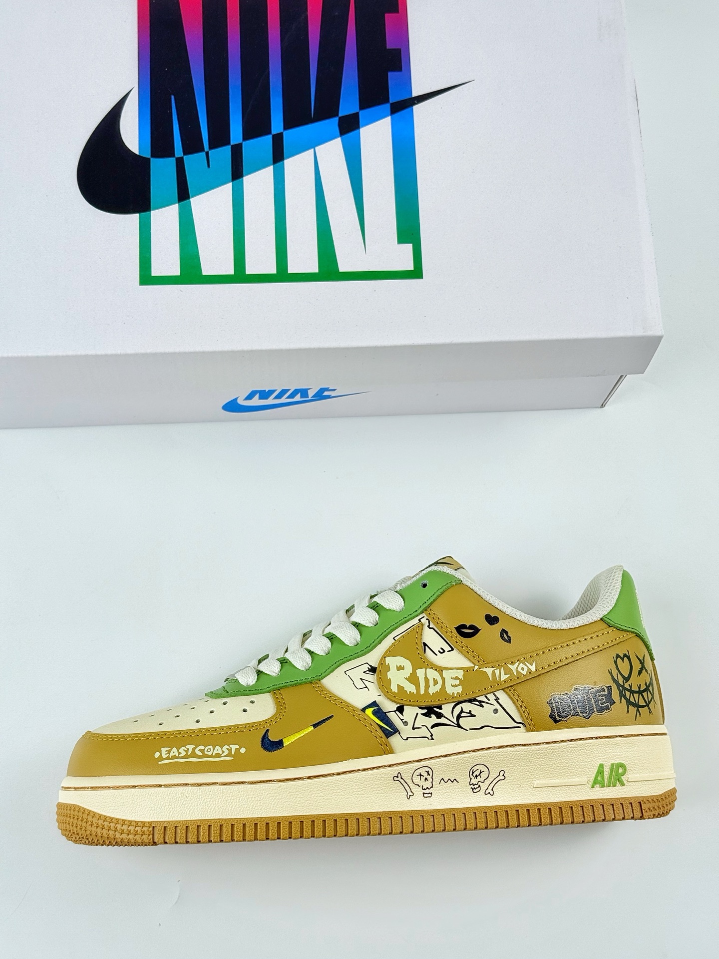 Nike Air Force 1 Low 07 黄米绿小钩涂鸦 XL2321-666