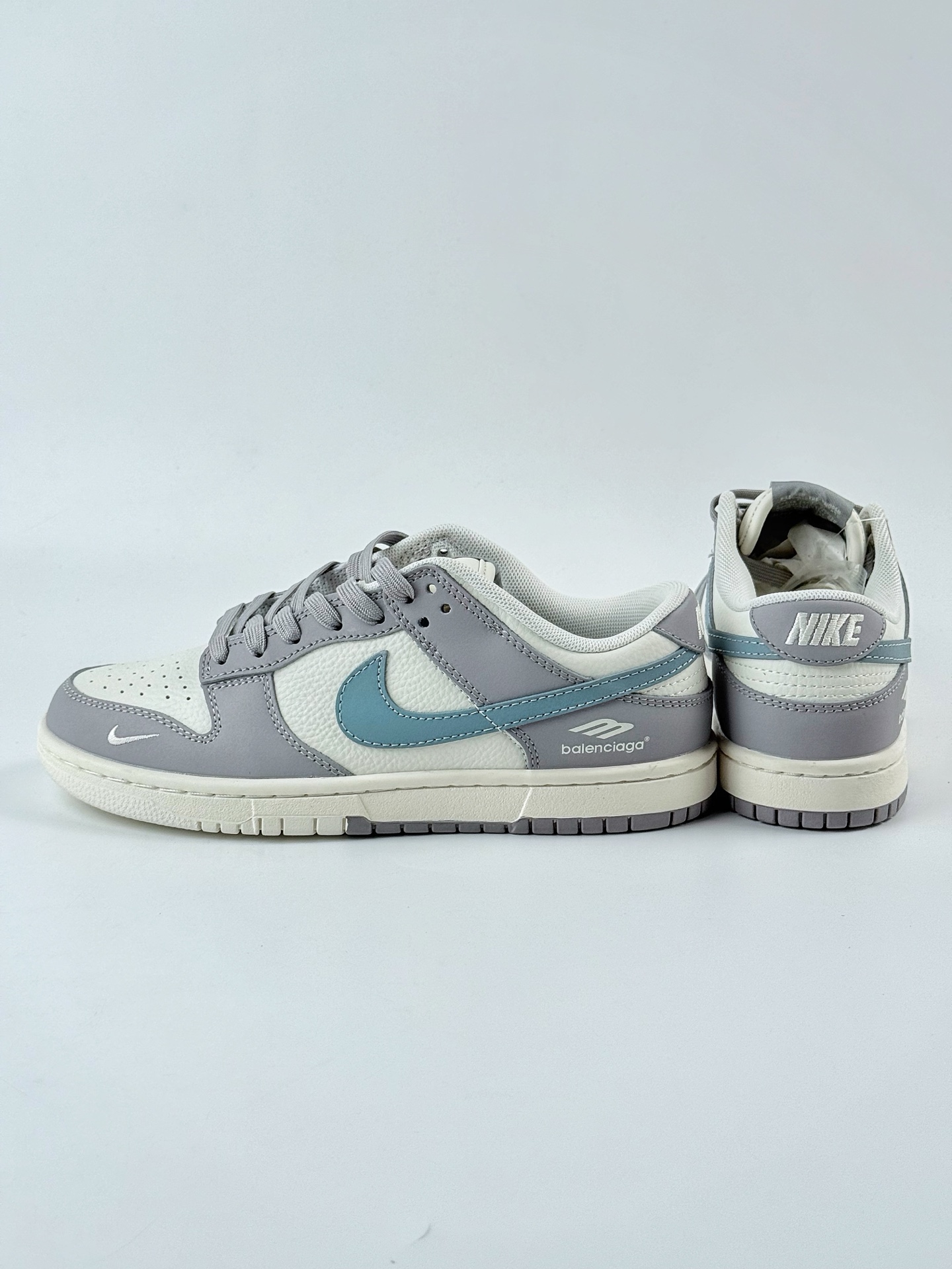 Nike SB Dunk Low x Balenciaga 灰白蓝小钩 FX1588-307
