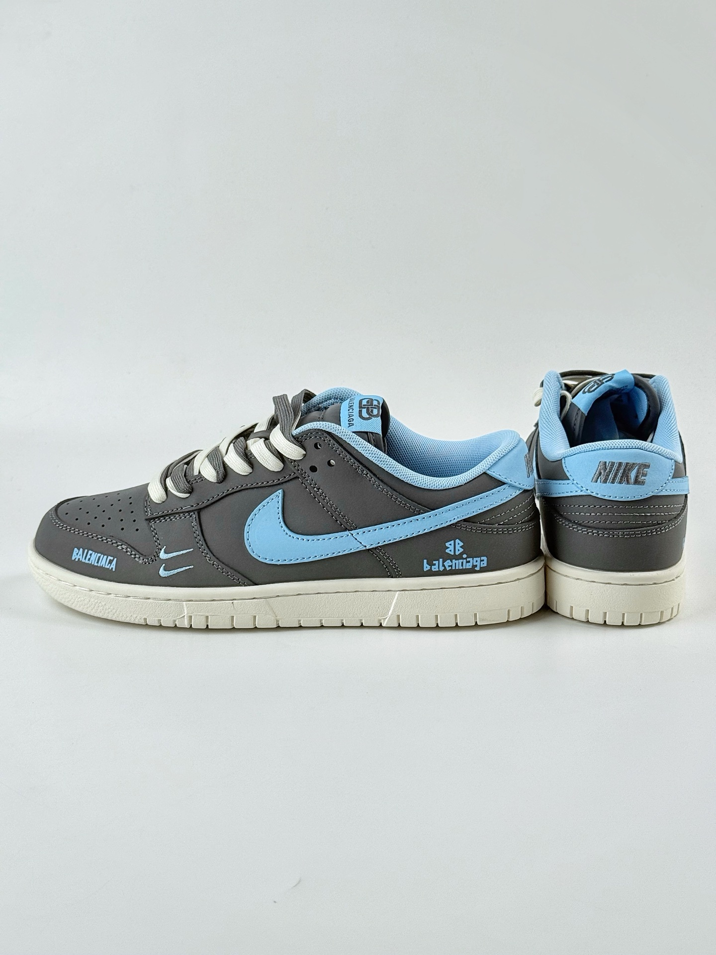 Nike SB Dunk Low x Balenciaga 灰蓝双小钩 FX1588-301
