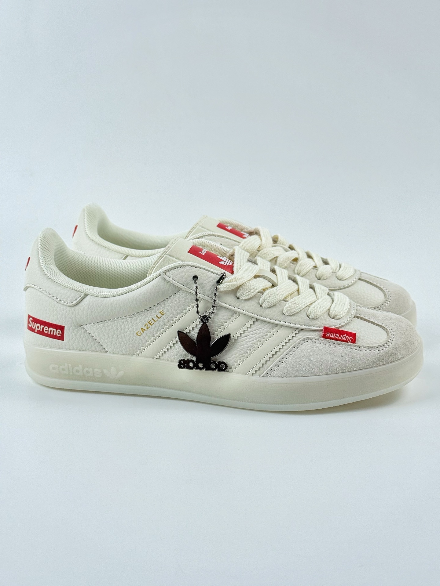 adidas Originals Gazelle INdoor x Supreme 白红 三叶草休闲防滑耐磨低帮板鞋 DM1234-007