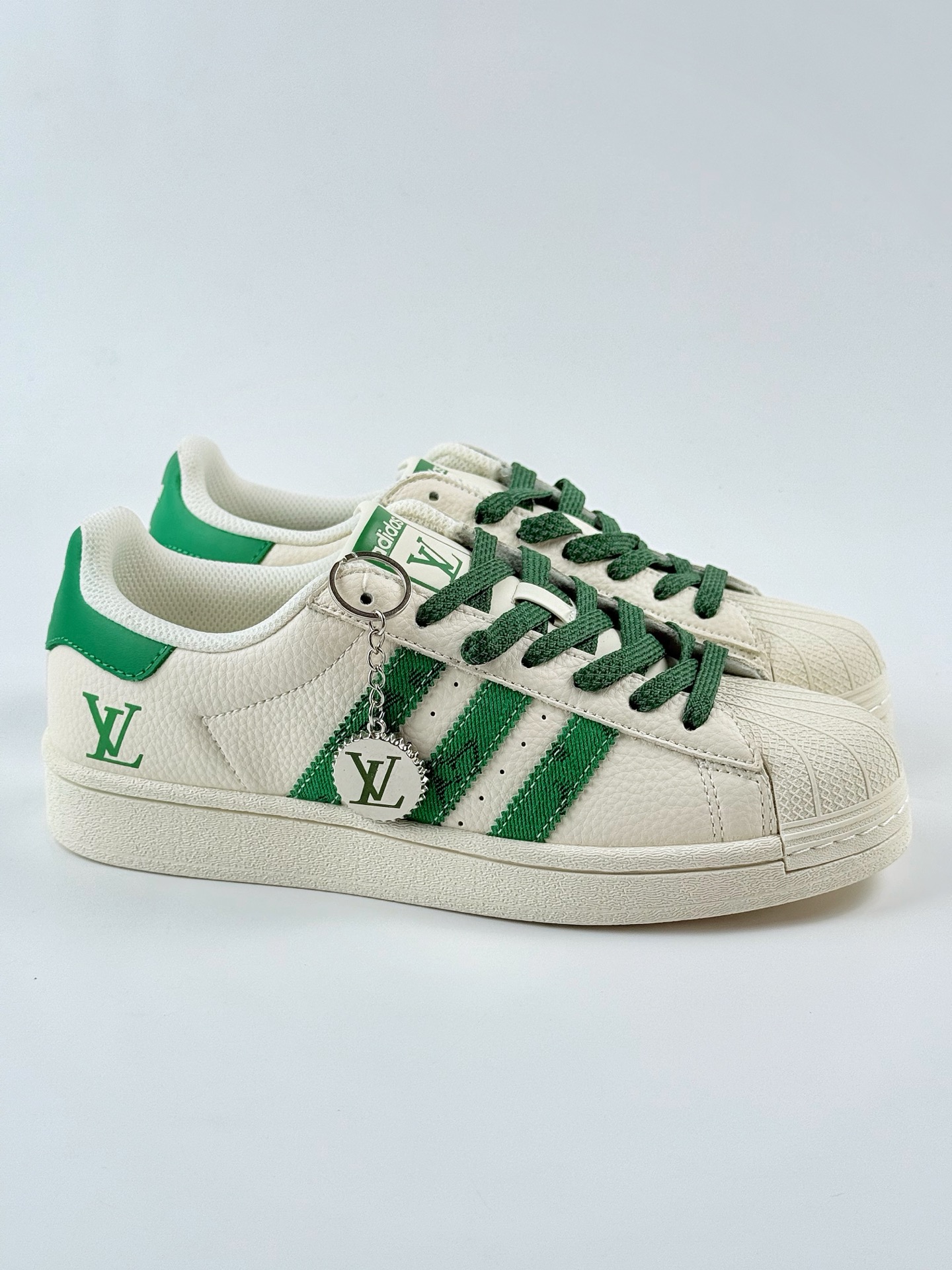 AD Originals Superstar x Louis Vuitton 白绿满天星 XS0003