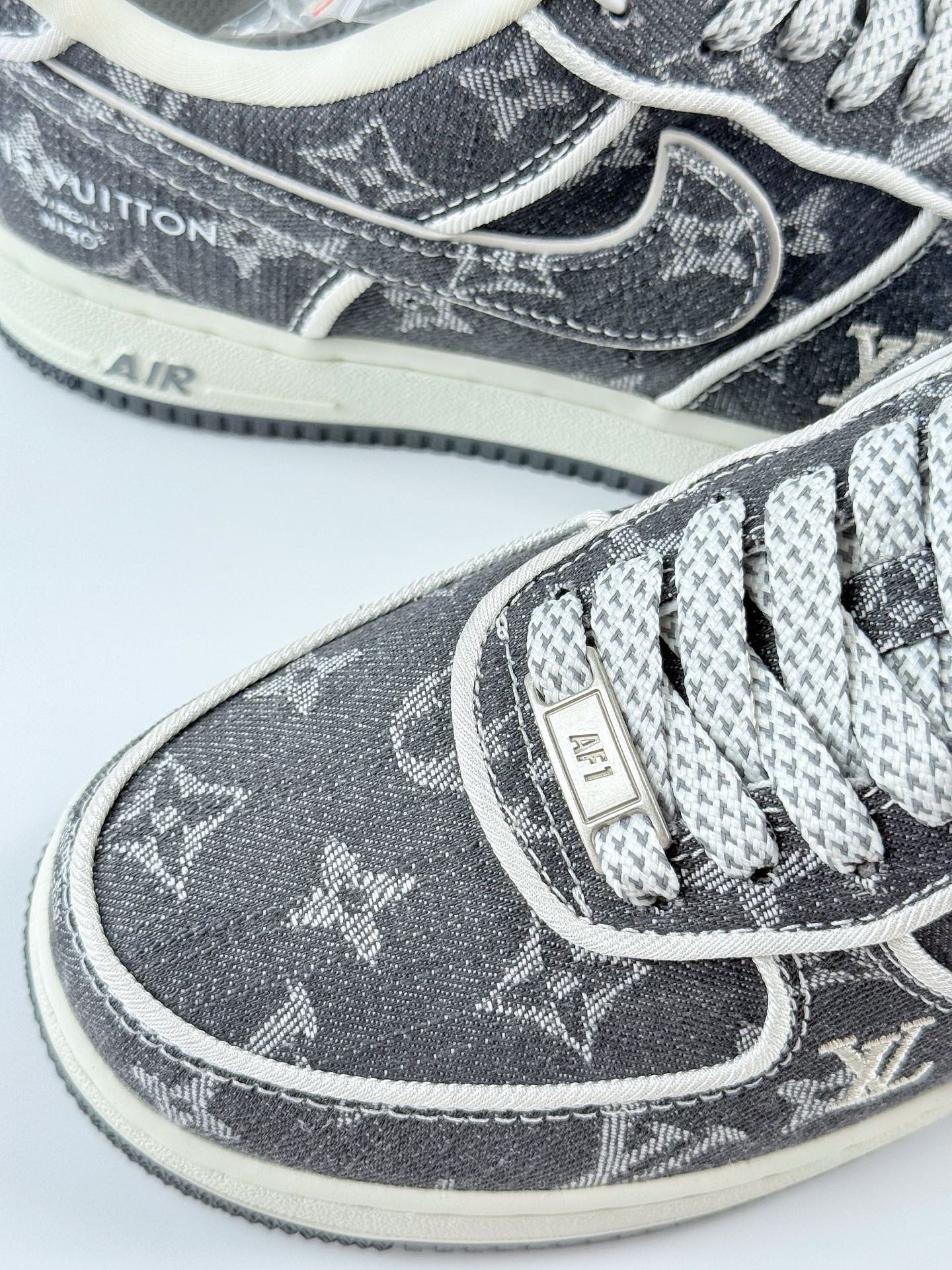 Nike Air Force 1 Low 07 x Louis Vuitton 深灰牛仔印花满天星 SC9207-530