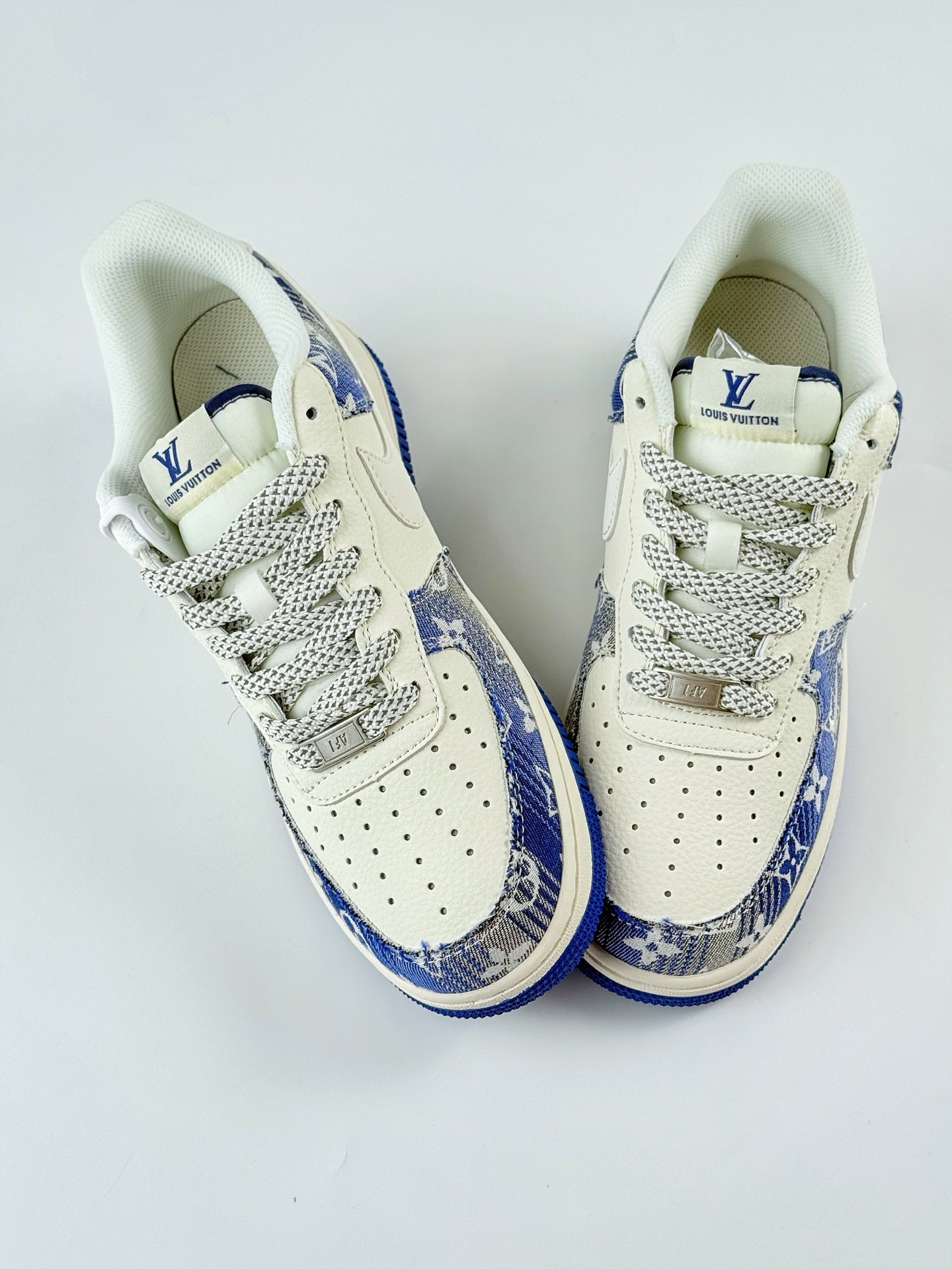 Nike Air Force 1 Low 07 x Louis Vuitton 蓝白牛仔布满天星 XS1958-586