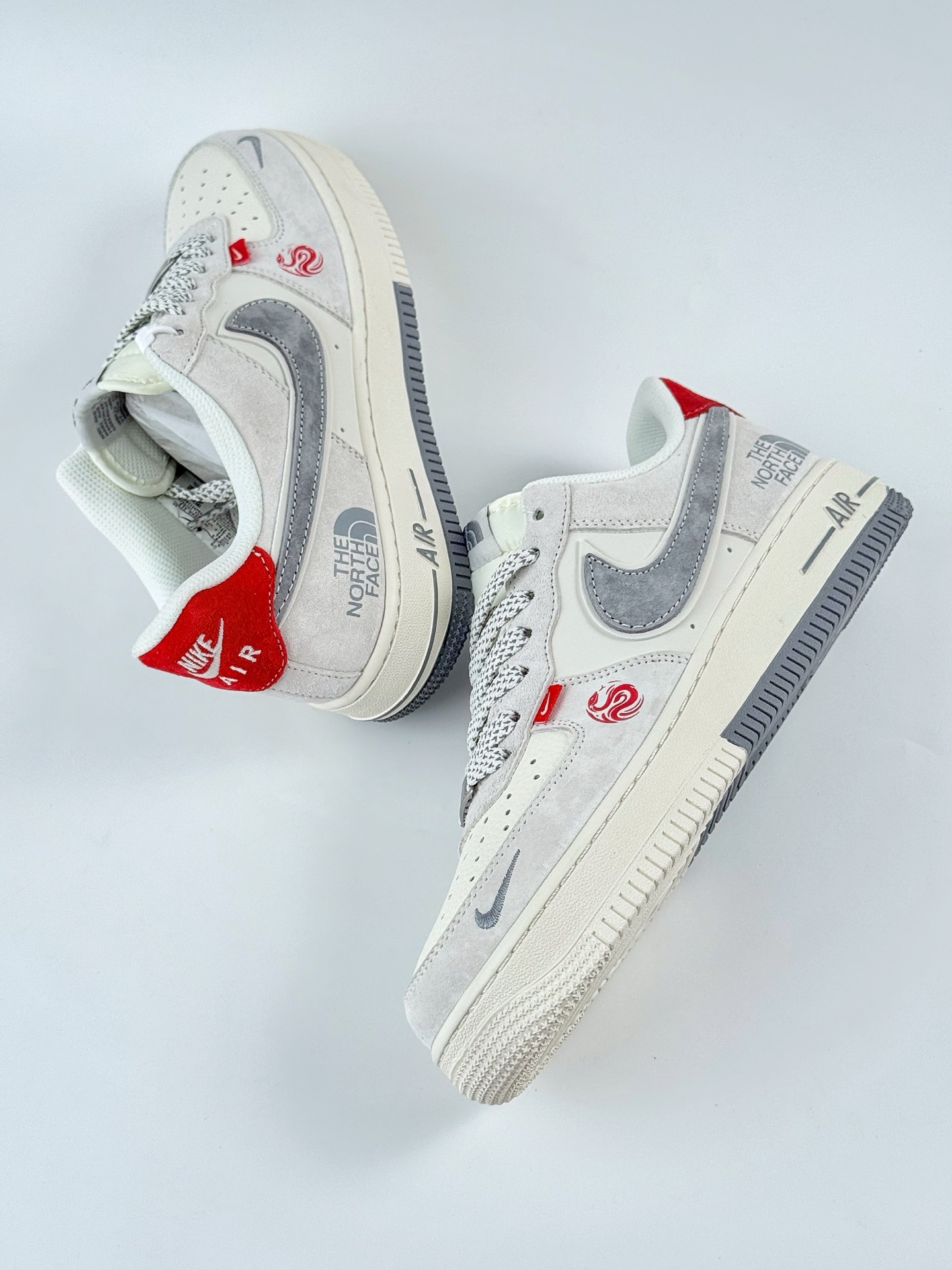 Nike Air Force 1 Low 07 x The North Face 白灰红小钩满天星 YX5066-313