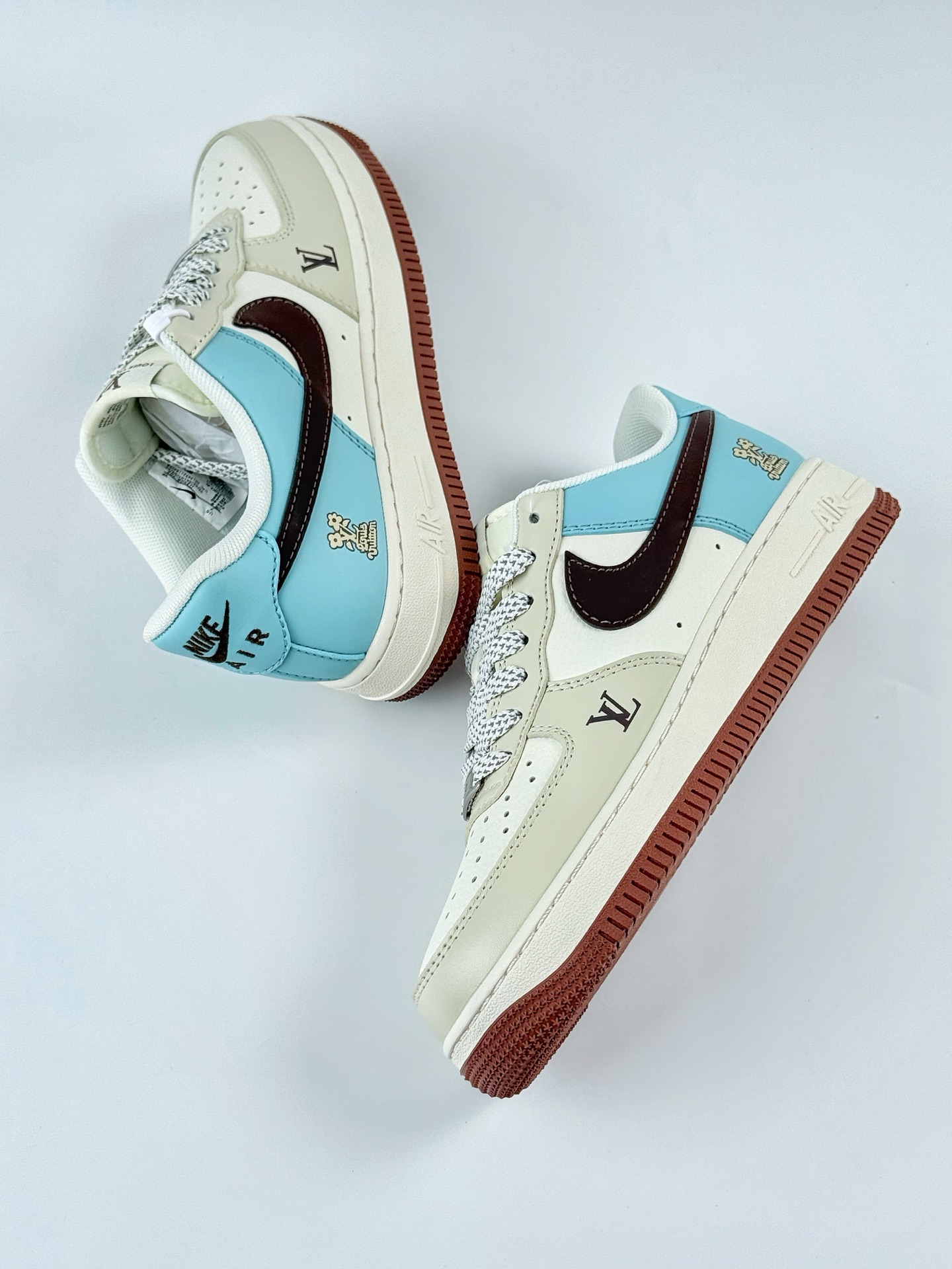 Nike Air Force 1 Low 07 x Louis Vuitton 白棕蓝满天星 JJ2508-702