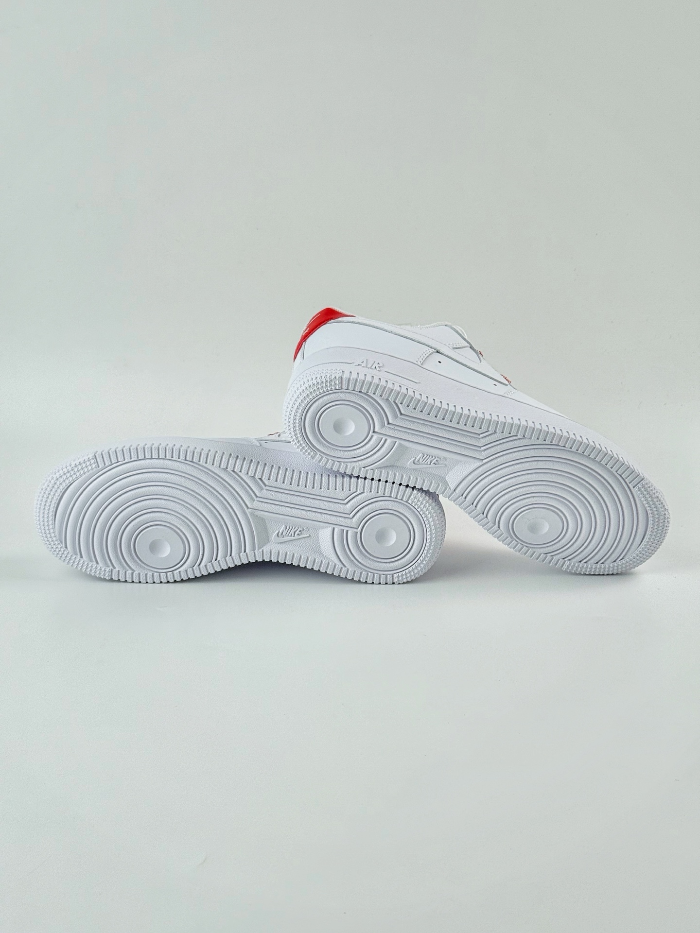 Nike Air Force 1 Low 07 白红满天星 IB7167-103