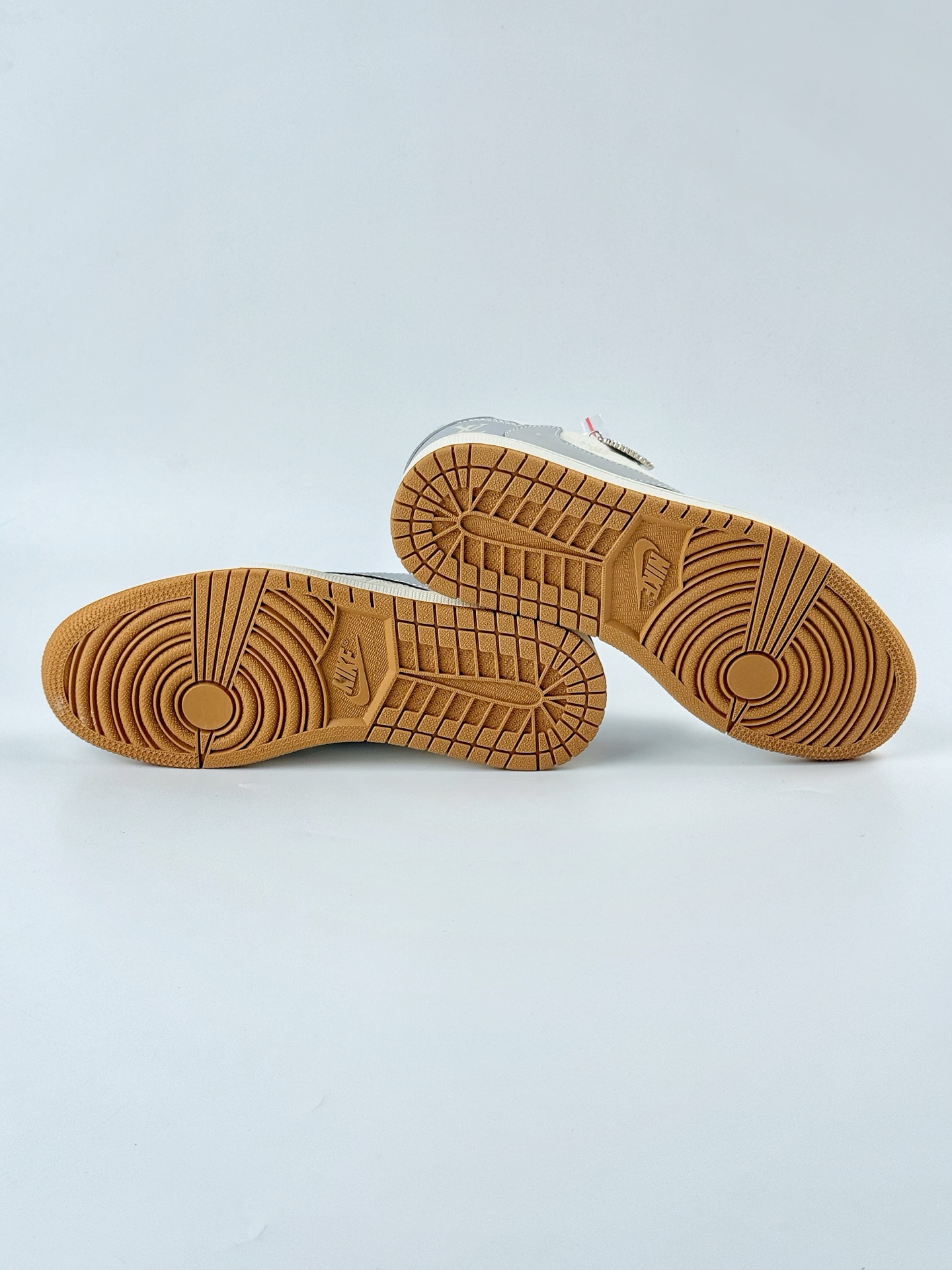Travis Scott x Nike Air Jordan 1 Low x Louis Vuitton Air Jordan 1 Low 反转蓝白小钩倒钩 XS2024-057