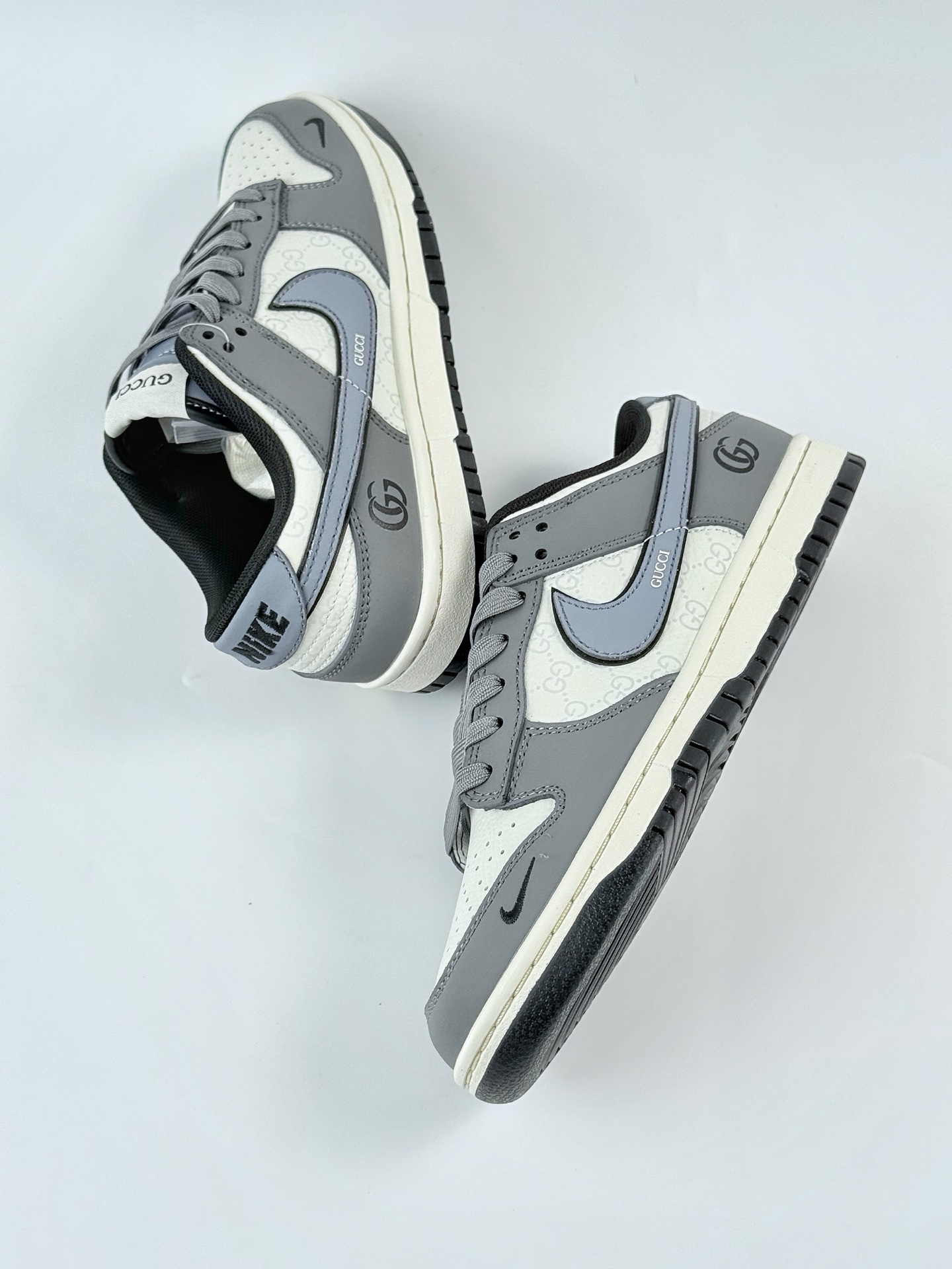 Nike SB Dunk Low x GUCCI 灰白蓝小钩满天星 FX1588-308
