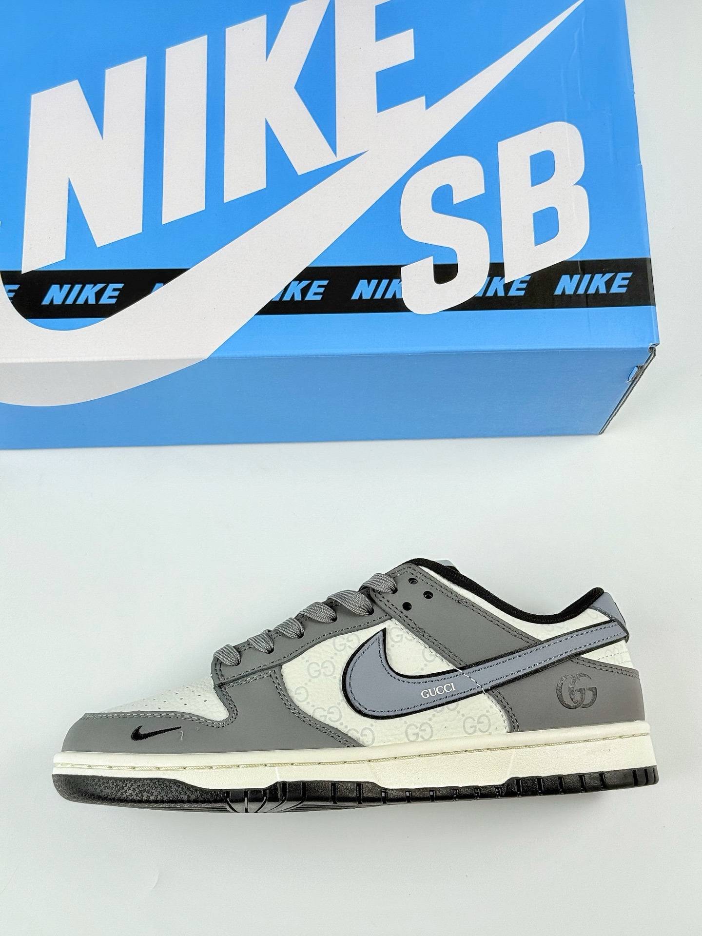 Nike SB Dunk Low x GUCCI 灰白蓝小钩满天星 FX1588-308