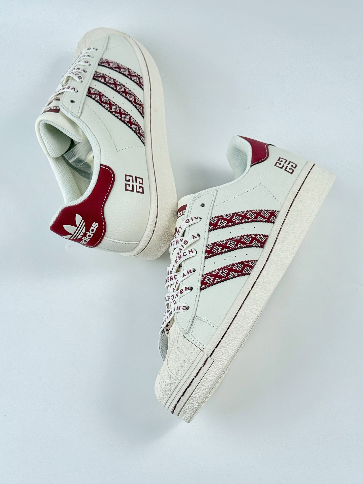 AD Originals Superstar x GIVENCHY 白红 HS3066