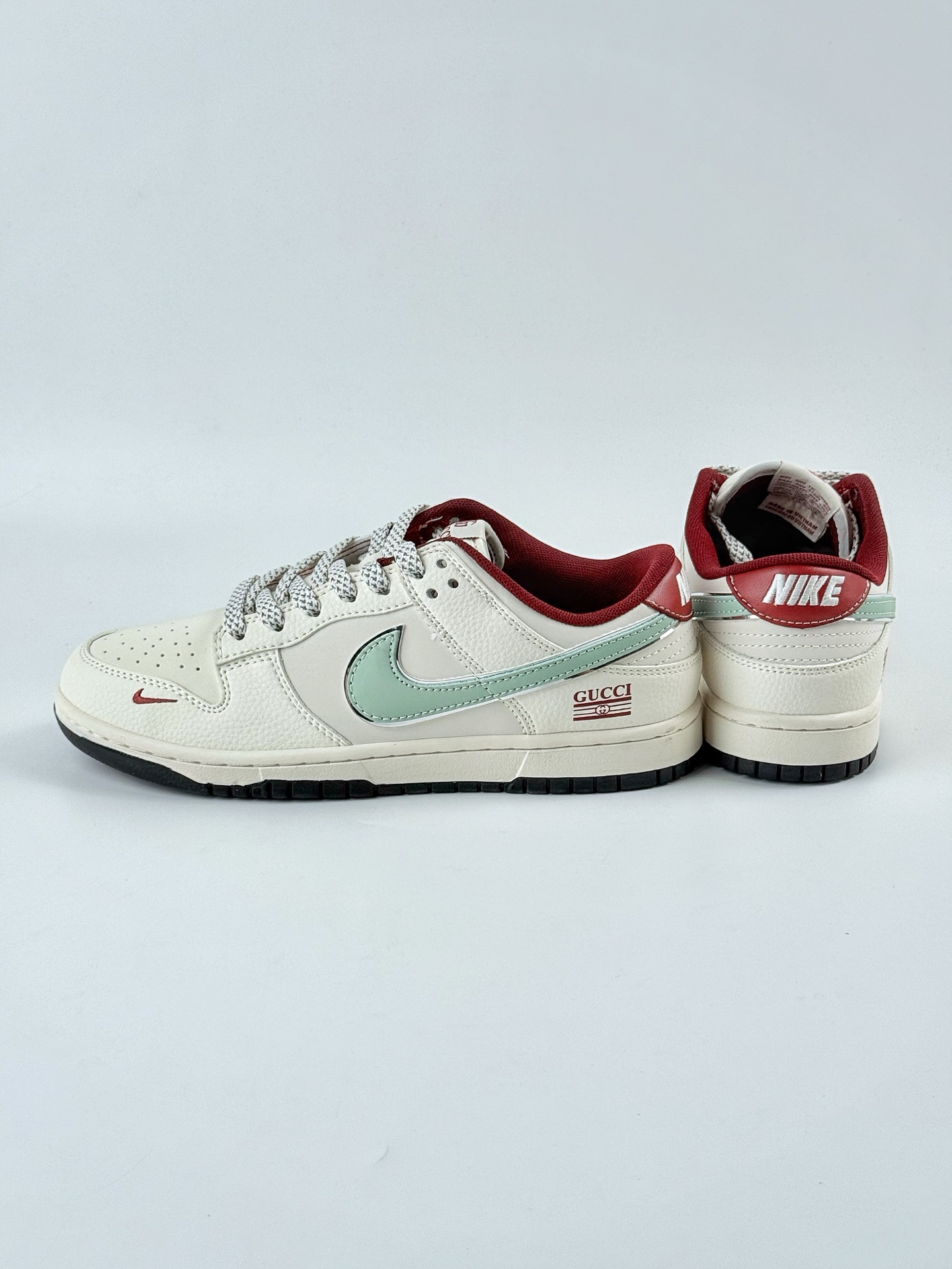Nike SB Dunk Low x GUCCI 白绿红小钩满天星 XF8698-087