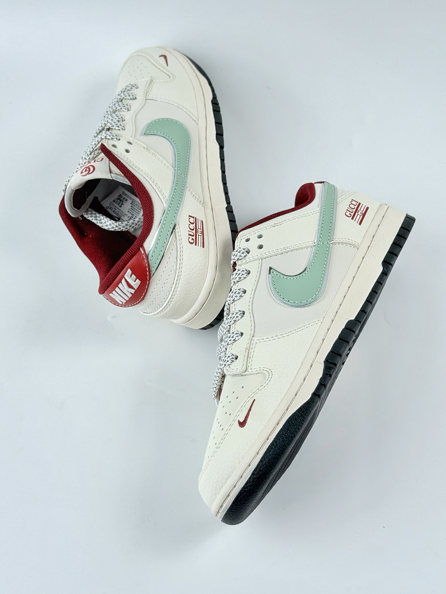Nike SB Dunk Low x GUCCI 白绿红小钩满天星 XF8698-087