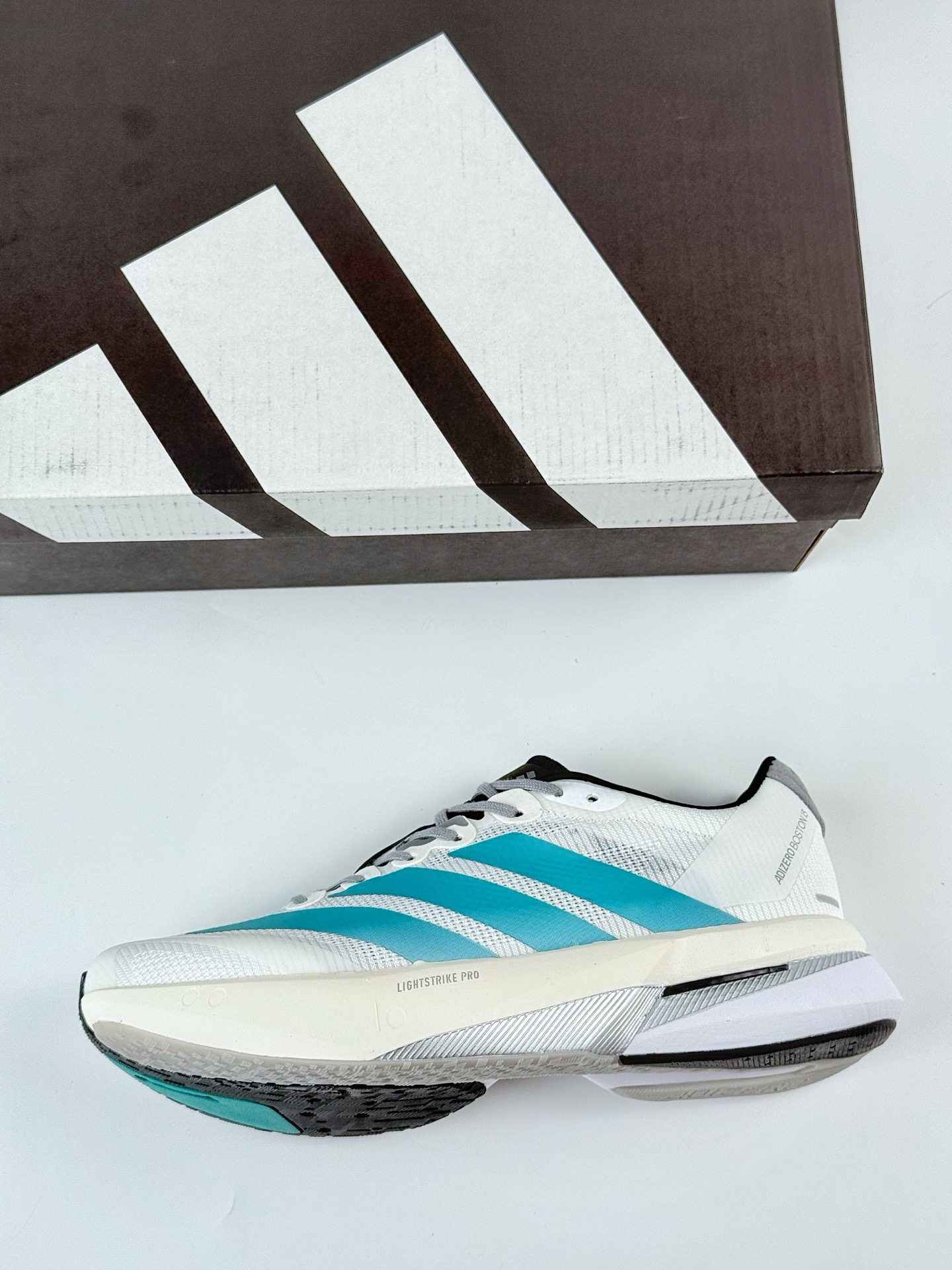 Adidas Adizero Boston 13 轻盈跑鞋 JR4791
