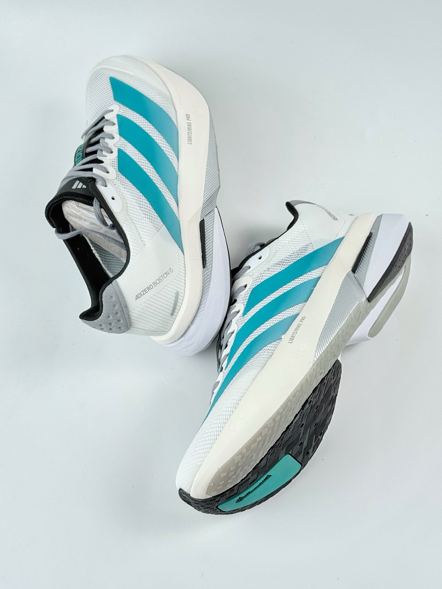 Adidas Adizero Boston 13 轻盈跑鞋 JR4791