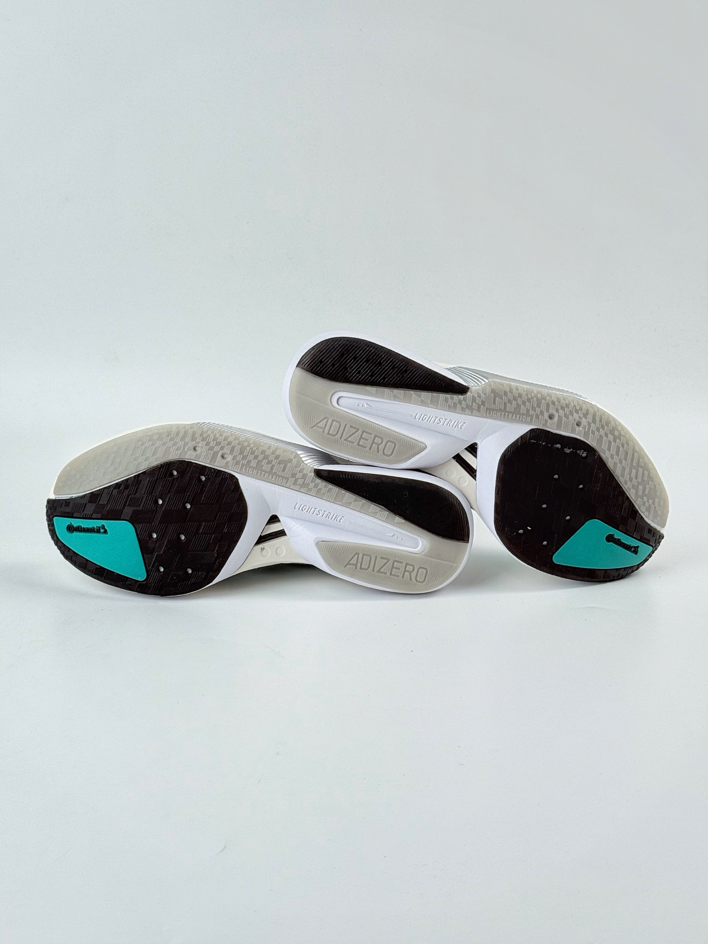 Adidas Adizero Boston 13 轻盈跑鞋 JR4791