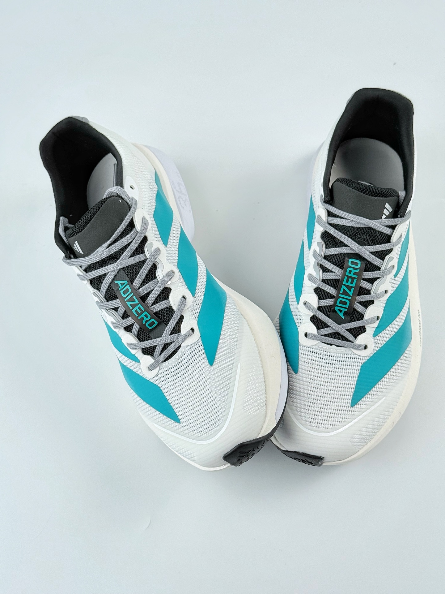 Adidas Adizero Boston 13 轻盈跑鞋 JR4791