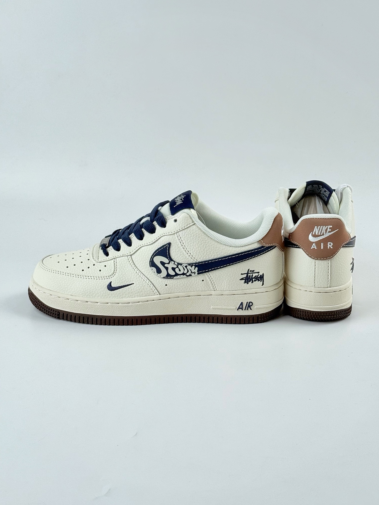 260 Nike Air Force 1 Low 07 x Stussy 白蓝小钩 ZH2598-309