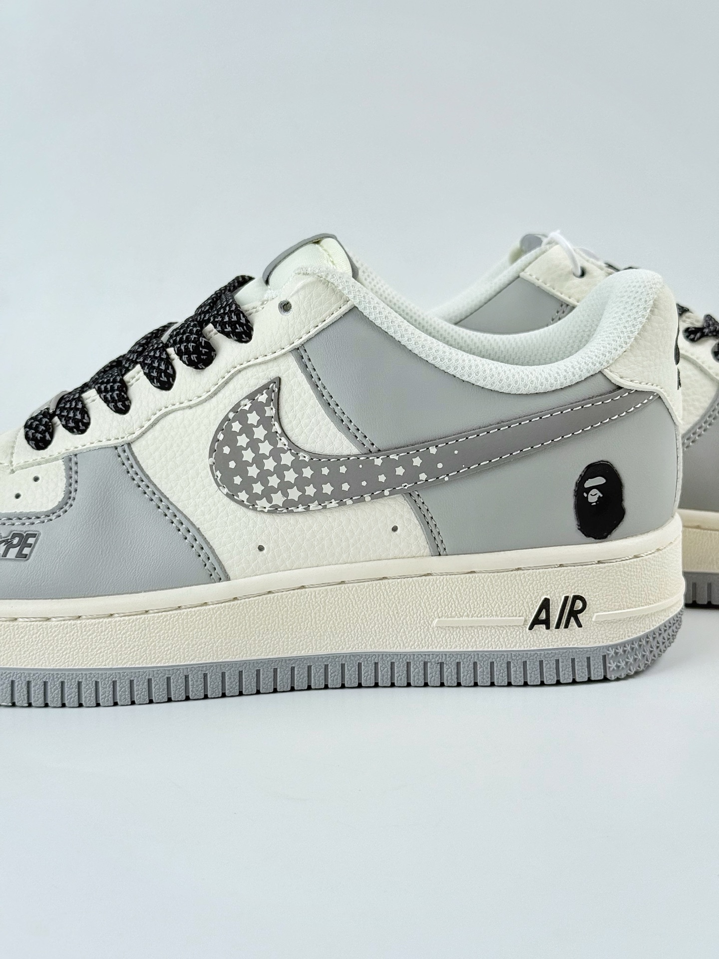 Nike Air Force 1 Low 07 x BAPE 灰白满天星 XS1958-571