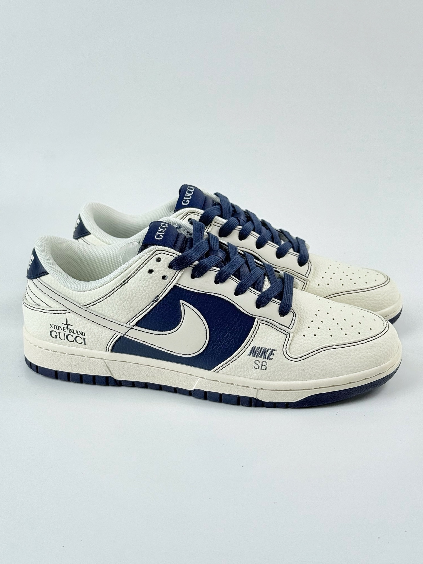Nike SB Dunk Low x GUCCI 白蓝 FC1688-227