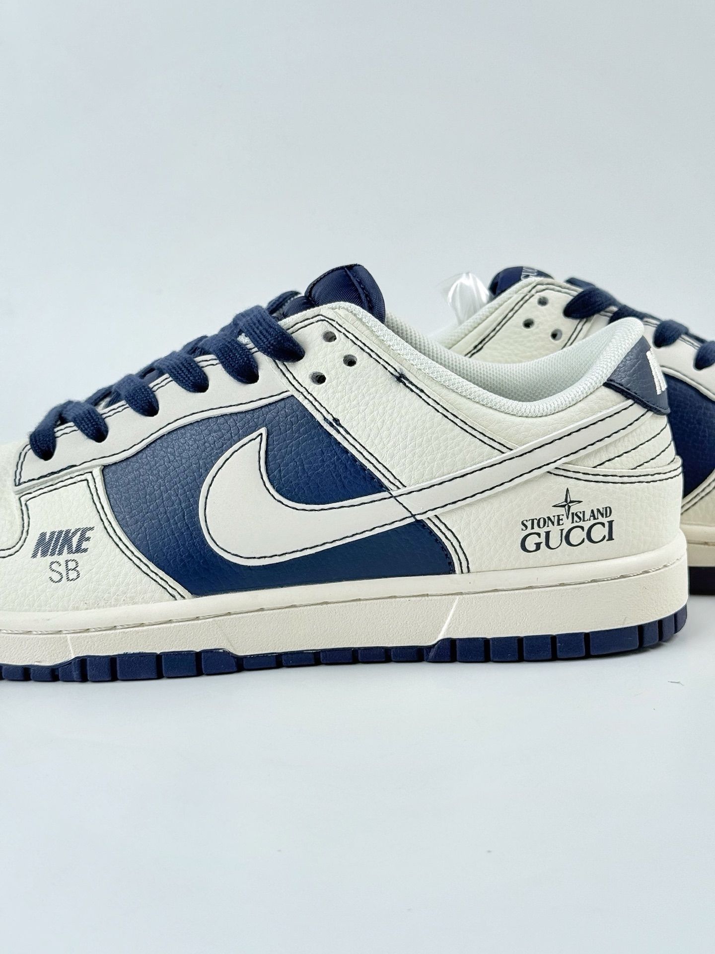 Nike SB Dunk Low x GUCCI 白蓝 FC1688-227