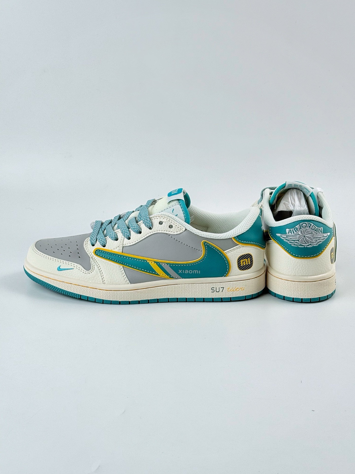 Travis Scott x Nike Air Jordan 1 Low x SU7 Ultra Air Jordan 1 Low 反转白灰蓝小钩满天星倒钩 XX3168-163