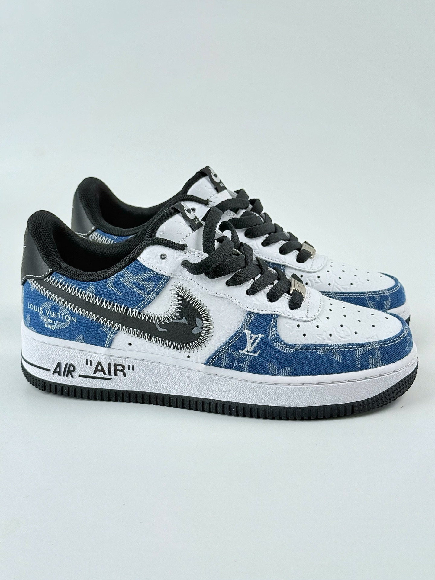 Nike Air Force 1 Low 07 x Louis Vuitton 蓝白黑 YN 769833