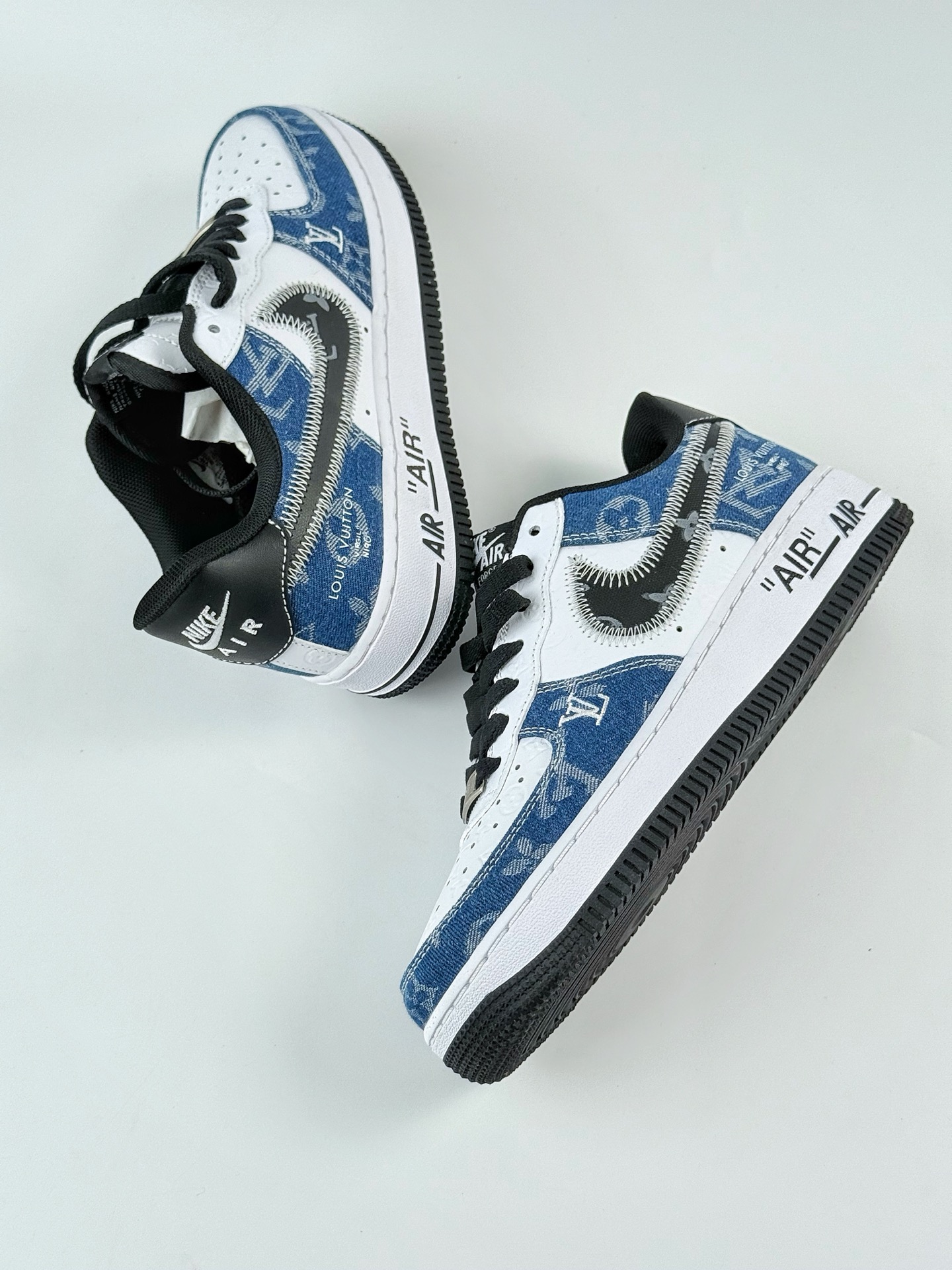 Nike Air Force 1 Low 07 x Louis Vuitton 蓝白黑 YN 769833