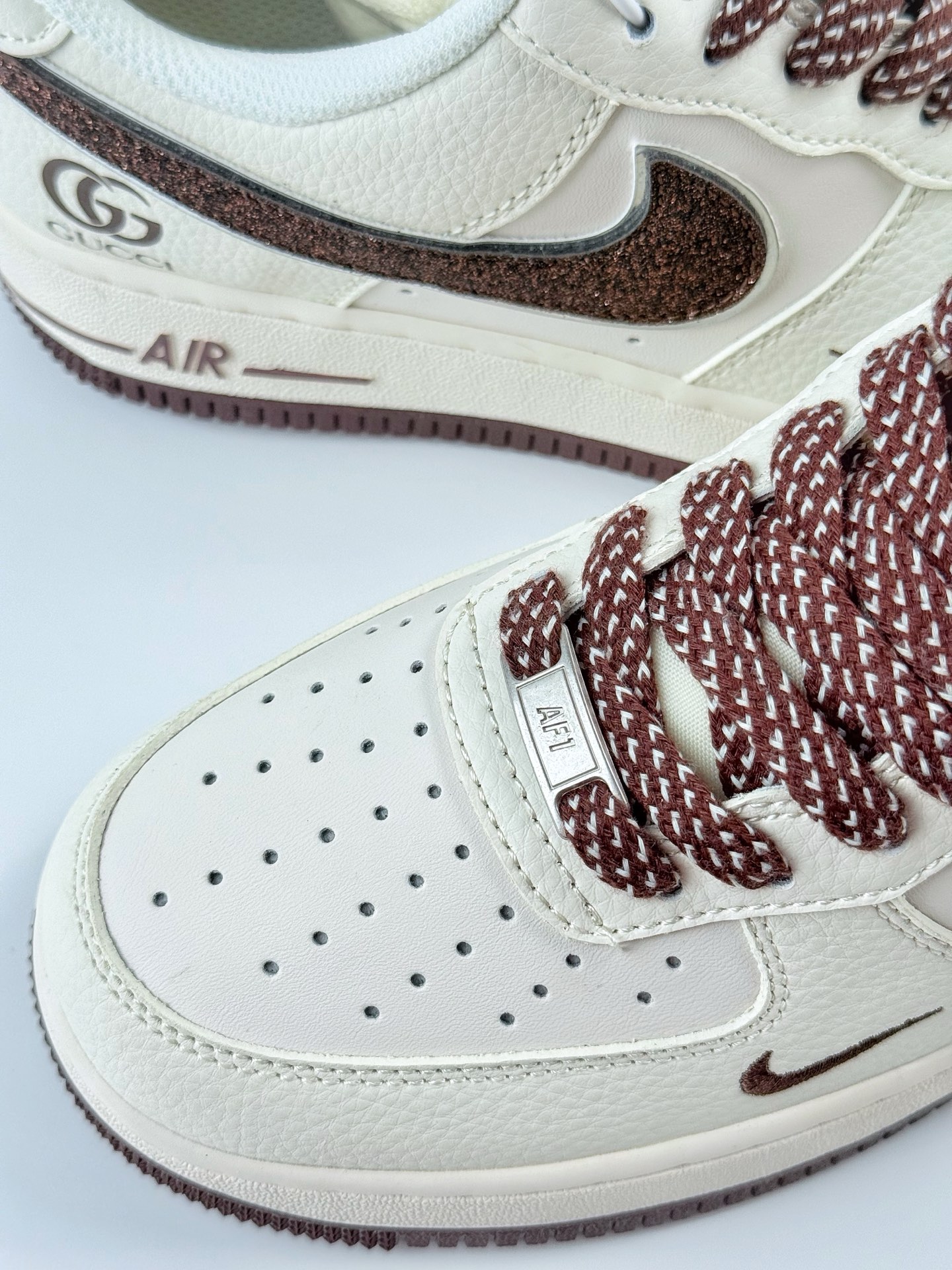 Nike Air Force 1 Low 07 x GUCCI 白咖小钩满天星 QY6818-609