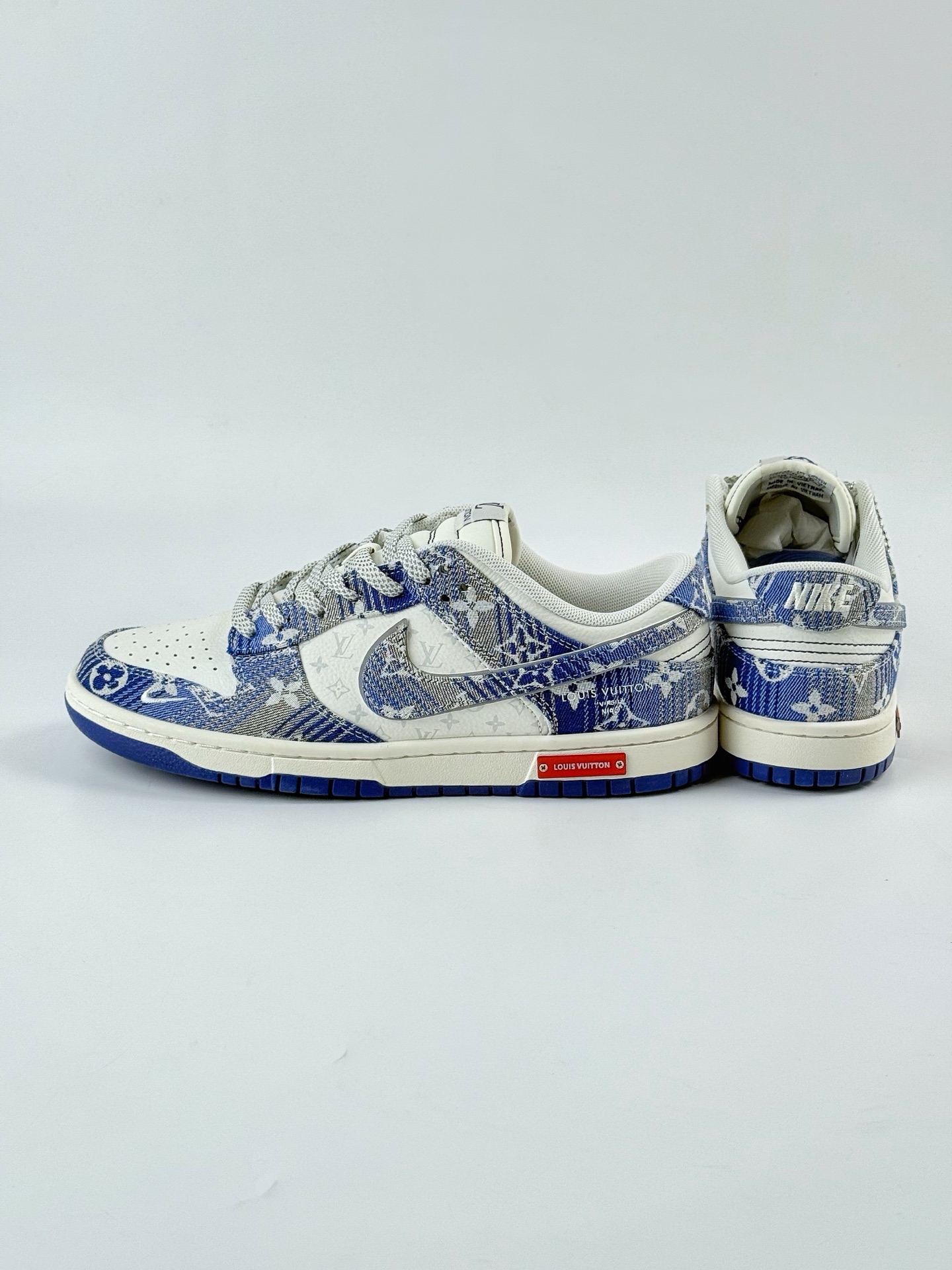 Nike SB Dunk Low x Louis Vuitton 蓝白牛仔满天星 SC9772-808