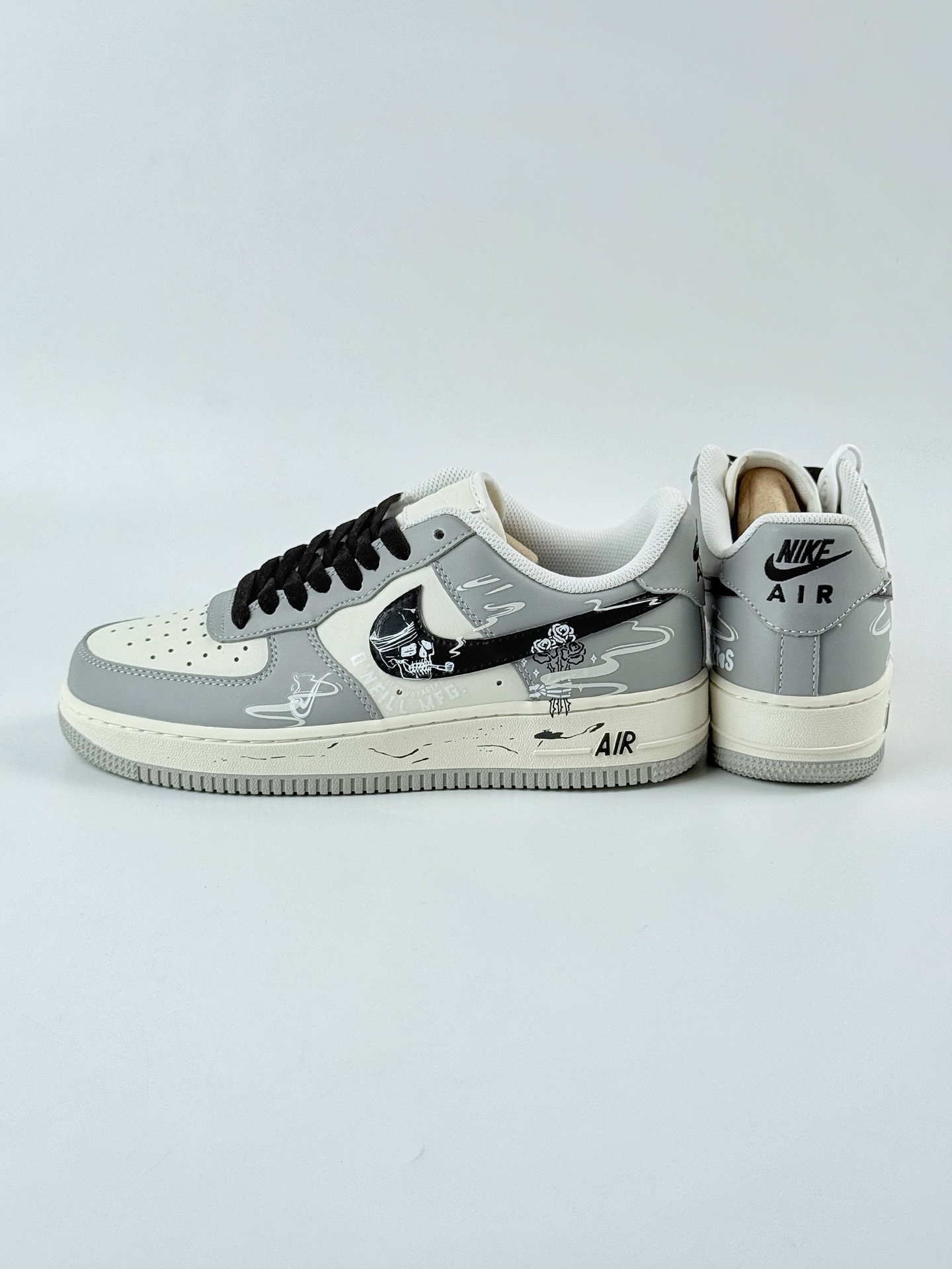 Nike Air Force 1 Low 07 灰白黑涂鸦 DO7471-991