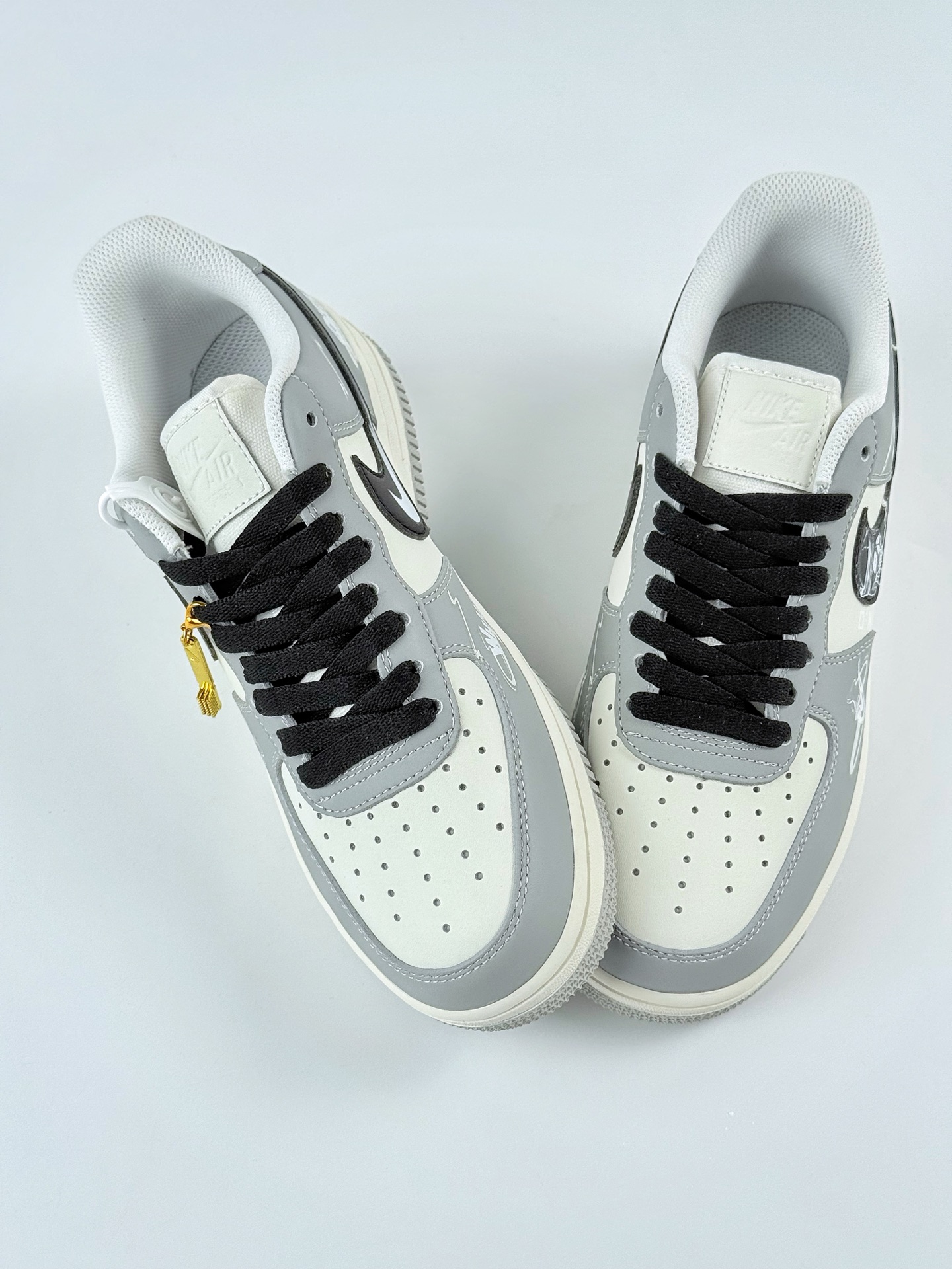 Nike Air Force 1 Low 07 灰白黑涂鸦 DO7471-991