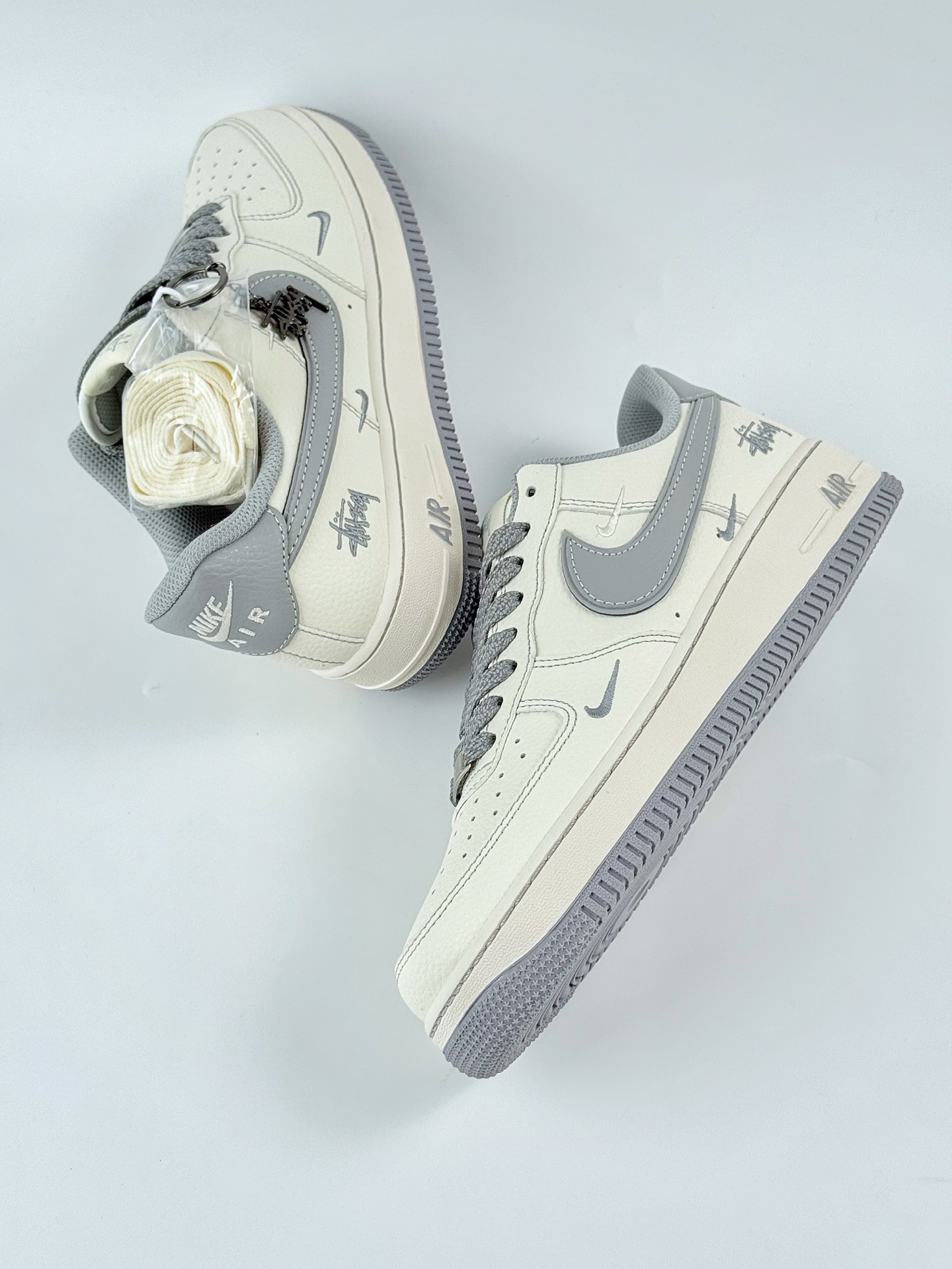 Nike Air Force 1 Low 07 x Stussy 白灰小钩满天星 HH7518-060