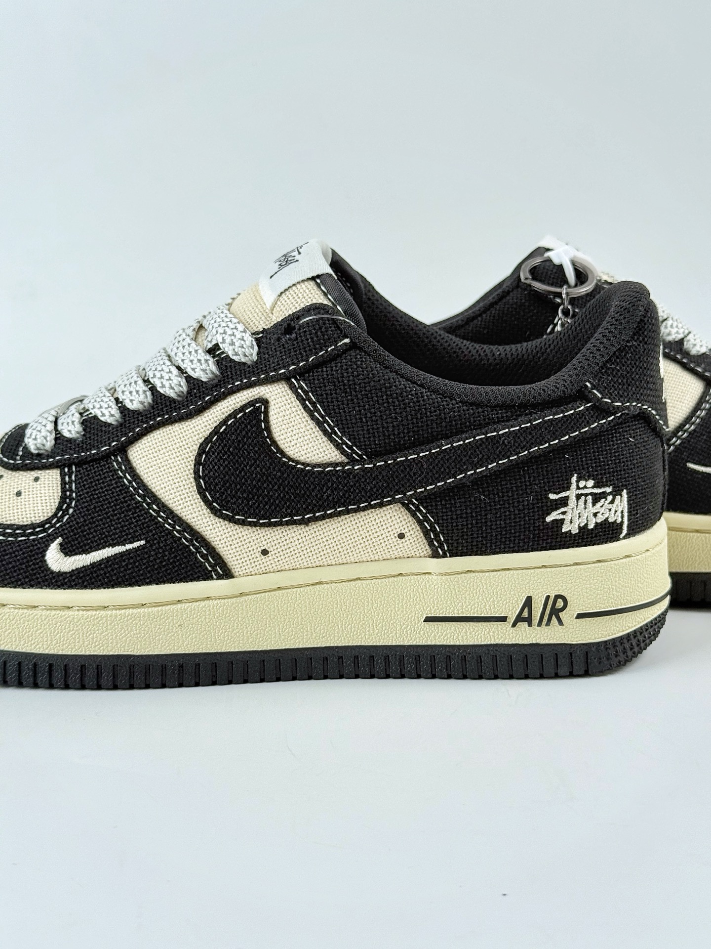 Nike Air Force 1 Low 07 x Stussy 黑米小钩帆布满天星 XX3168-156