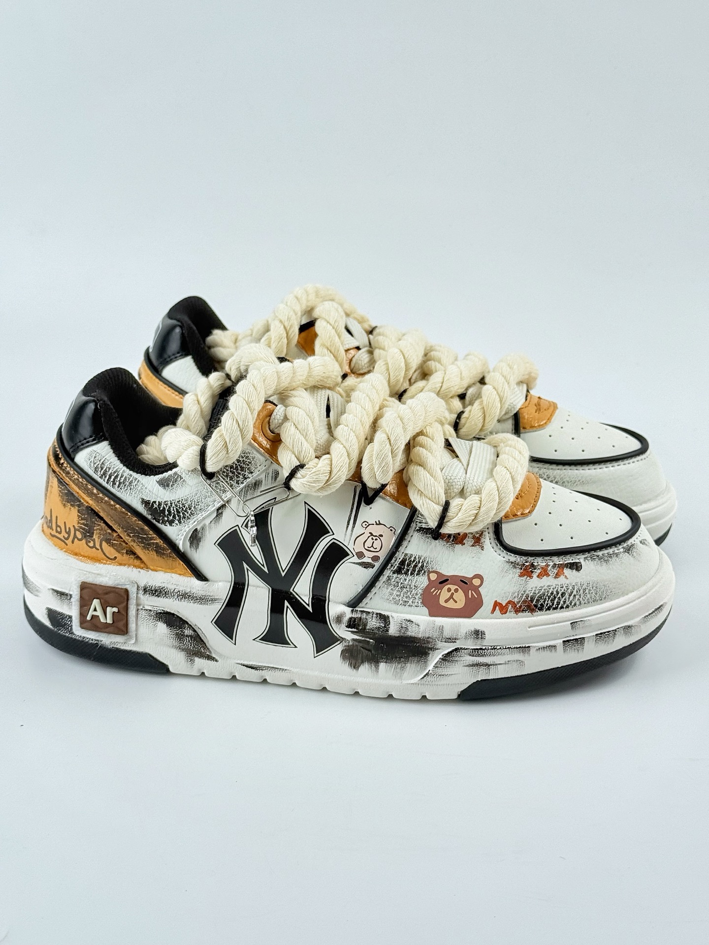 MLB Chunky Liner 萌趣涂鸦 白棕 厚底老爹厚底休闲运动慢跑鞋 3ASXCA56NXK