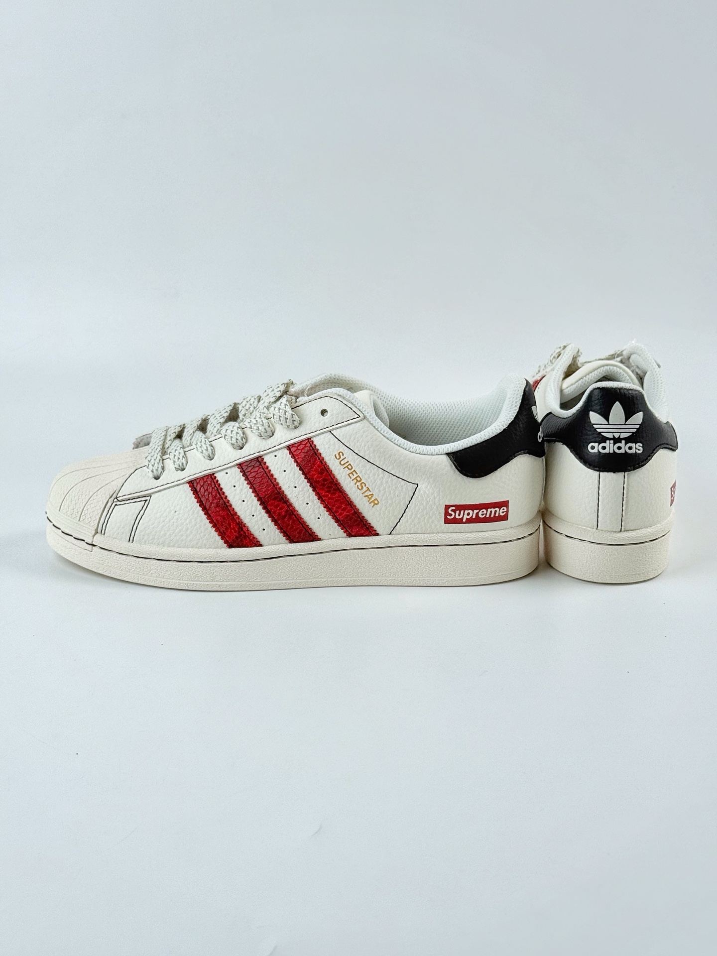 AD Originals Superstar x Supreme 白黑红满天星 BZ2527