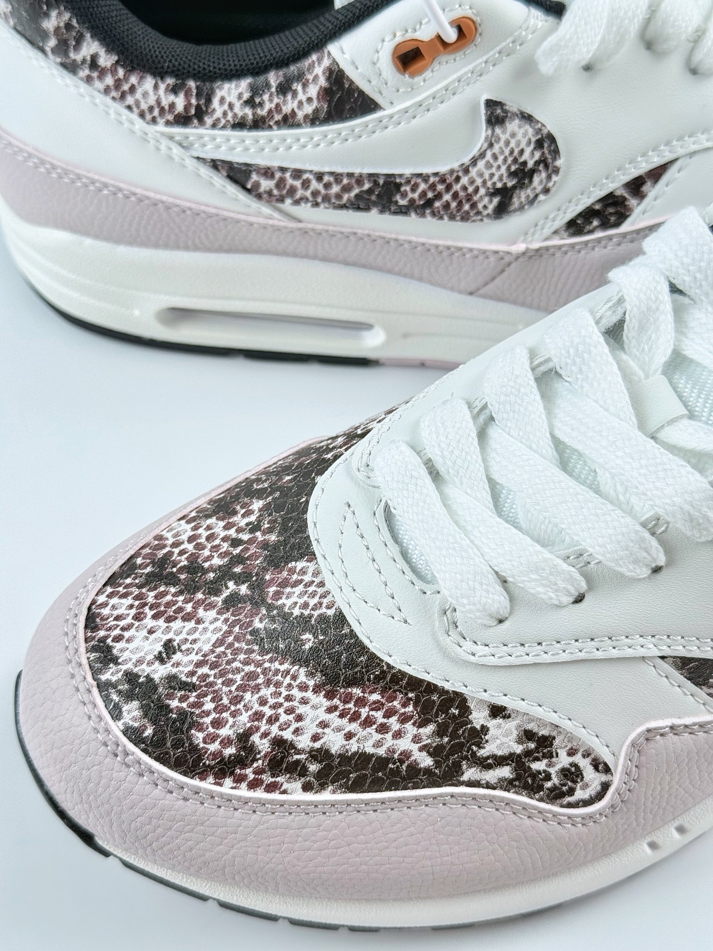 Nike Air Max 1 ”Snakeskin” 淡粉色 复古休闲跑步鞋 HF5338-100