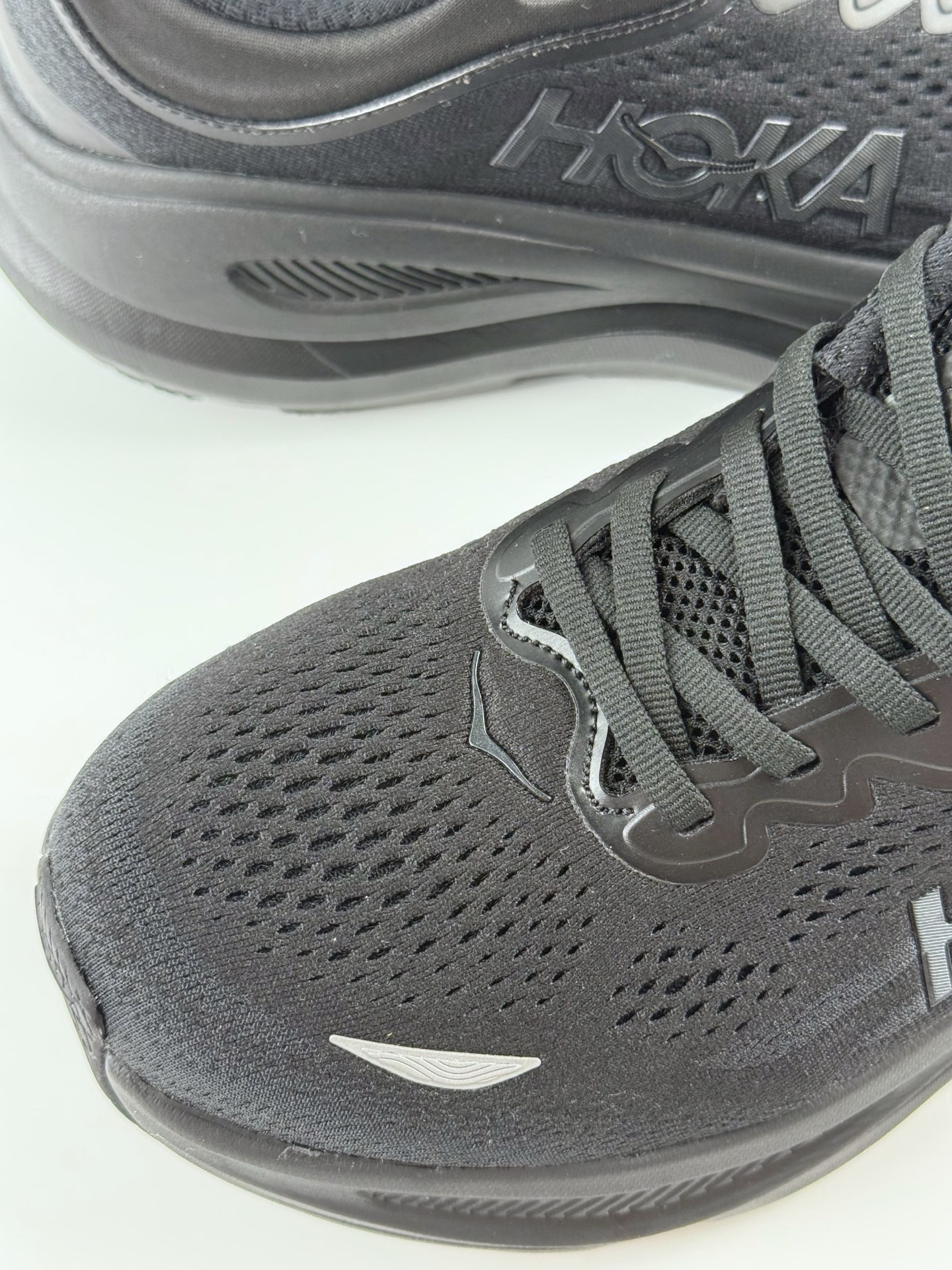 HOKA ONE ONE Bondi 9 低帮专业越野跑步鞋 1162011/BBLC