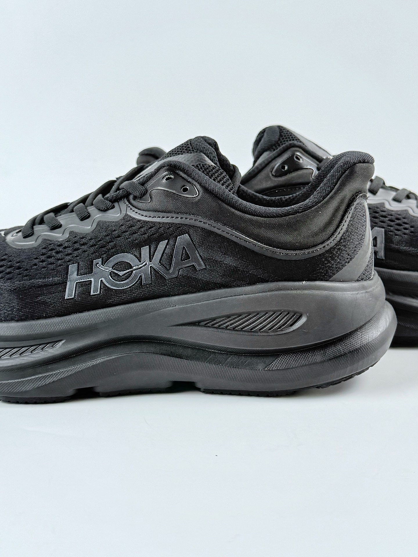 HOKA ONE ONE Bondi 9 低帮专业越野跑步鞋 1162011/BBLC