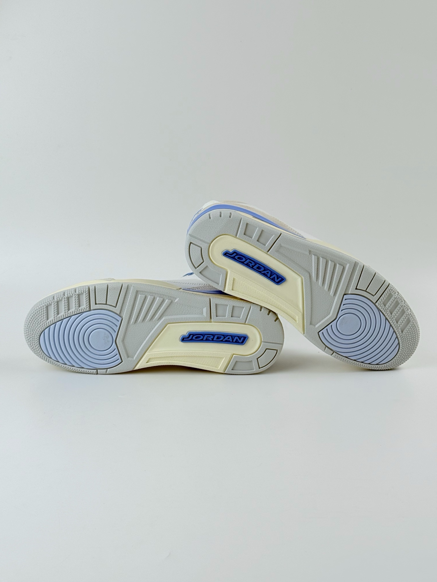 Nike Air Jordan 3 Retro 乔丹三代 ”Lucky Short” 北卡蓝 CT8532-101