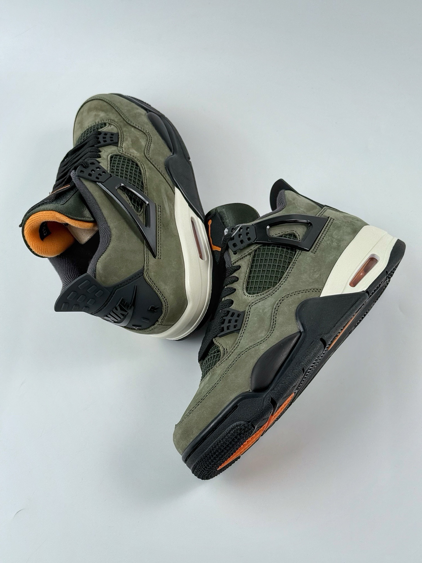 Nike Air Jordan 4 Retro x UNDEFEATED乔丹四代 UNDFTD 军绿麂皮 IB1519-200