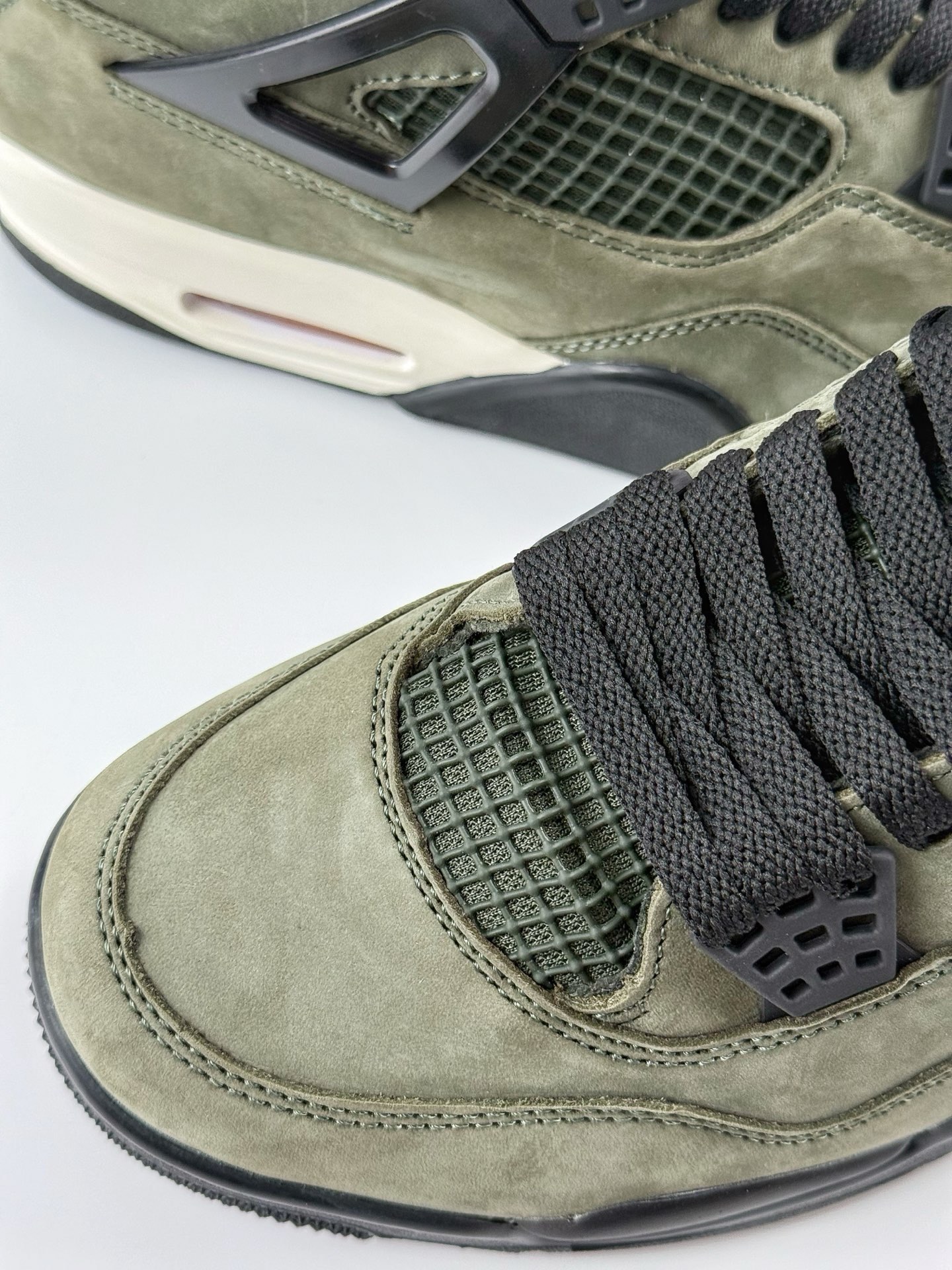 Nike Air Jordan 4 Retro x UNDEFEATED乔丹四代 UNDFTD 军绿麂皮 IB1519-200