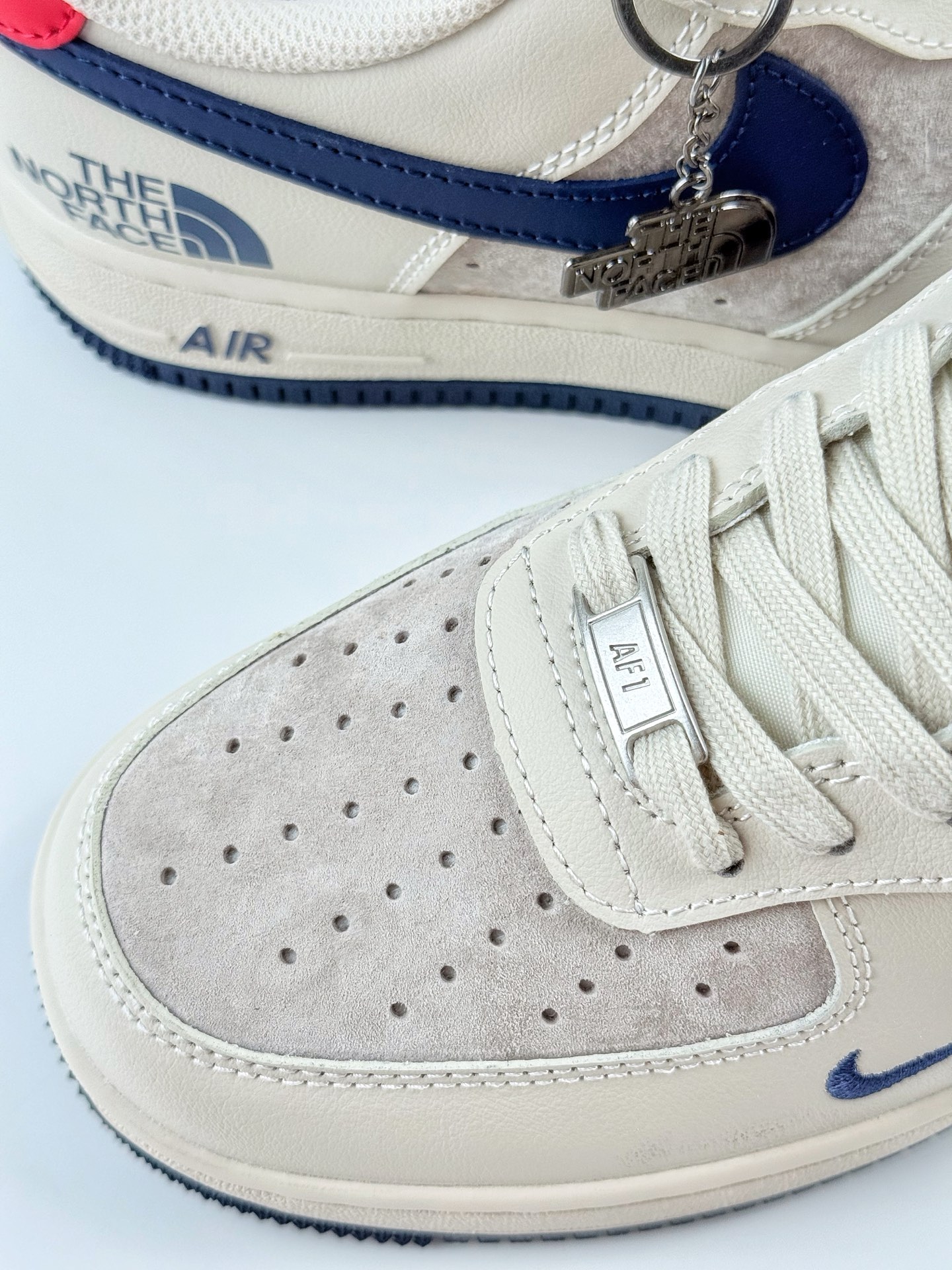 Nike Air Force 1 Low 07 x The North Face 米蓝小钩 XX3168-133
