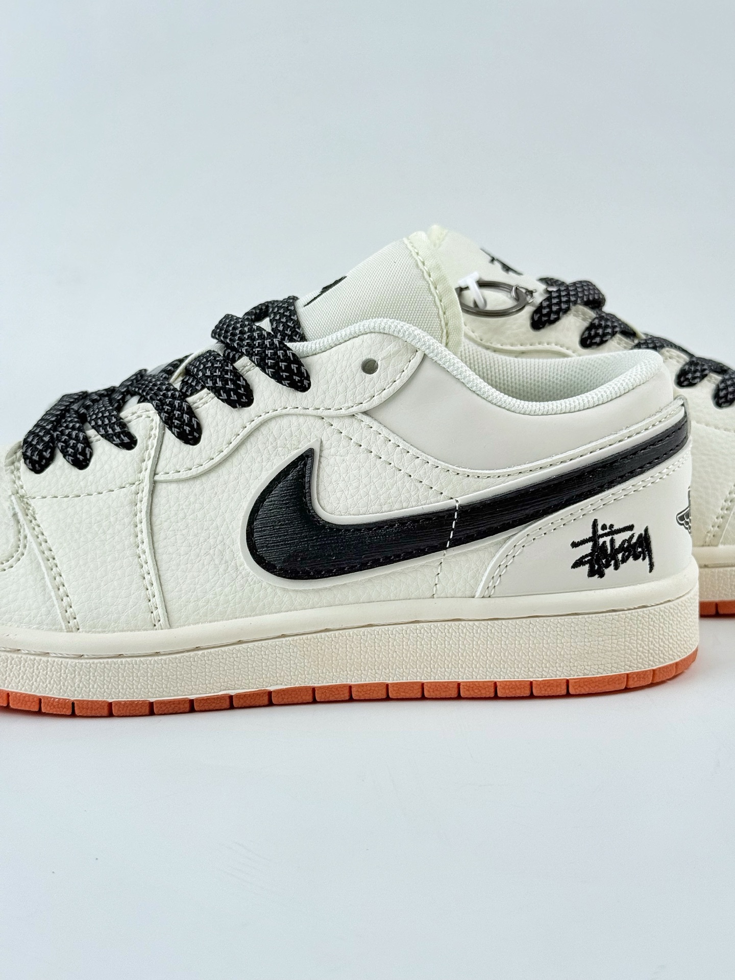 Air Jordan 1 Retro Low x Stussy 白黑小钩满天星 XX3168-170