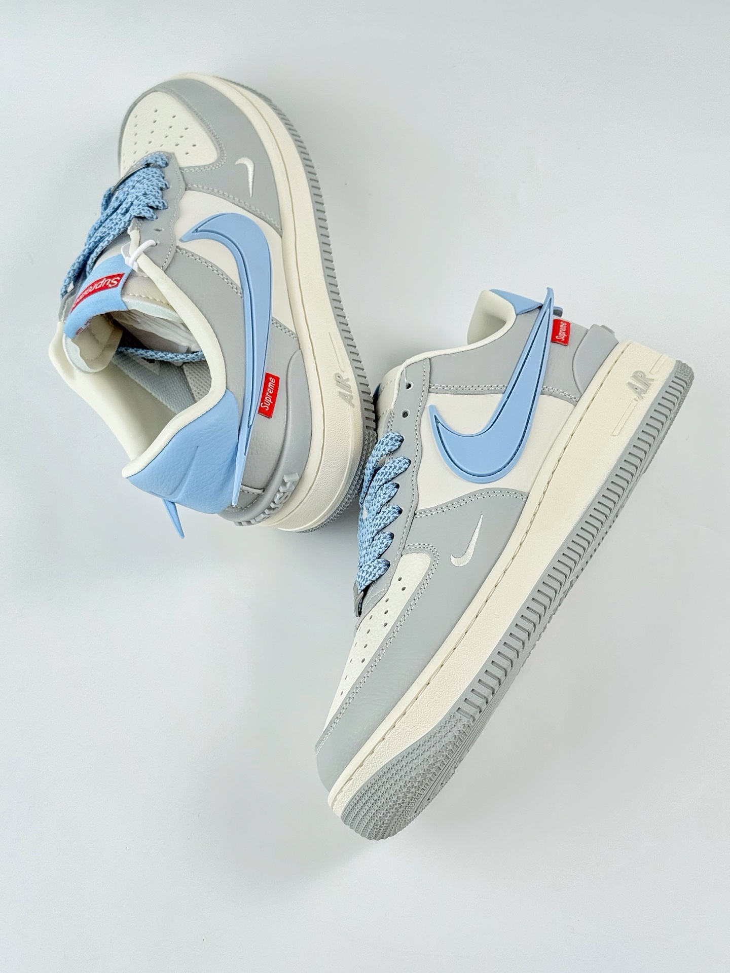 Nike Air Force 1 Low 07 x Supreme 灰白蓝大钩 XS3464-577