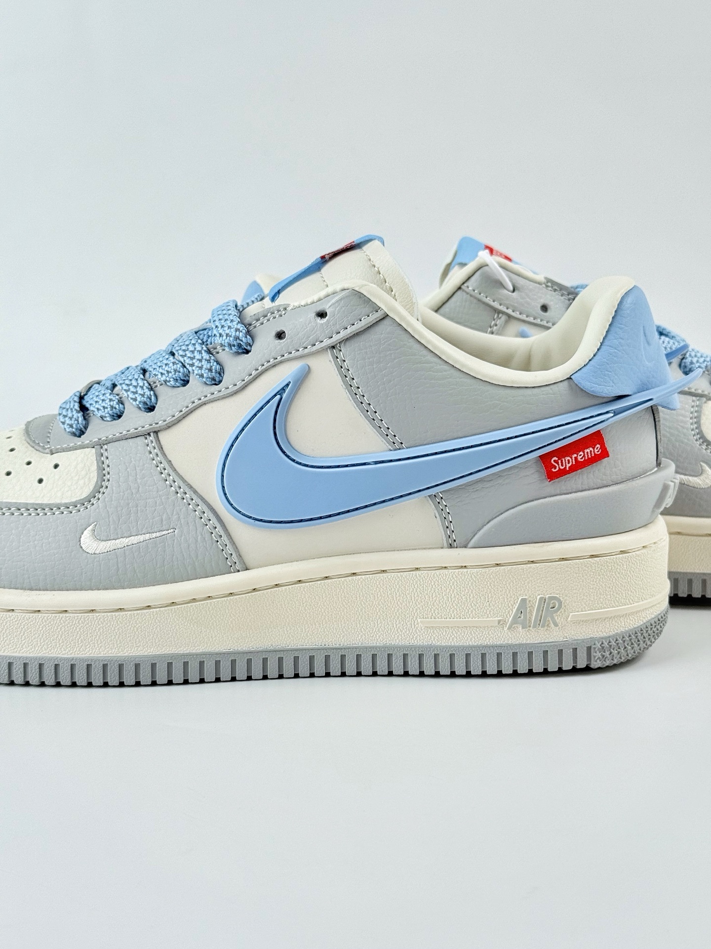 Nike Air Force 1 Low 07 x Supreme 灰白蓝大钩 XS3464-577