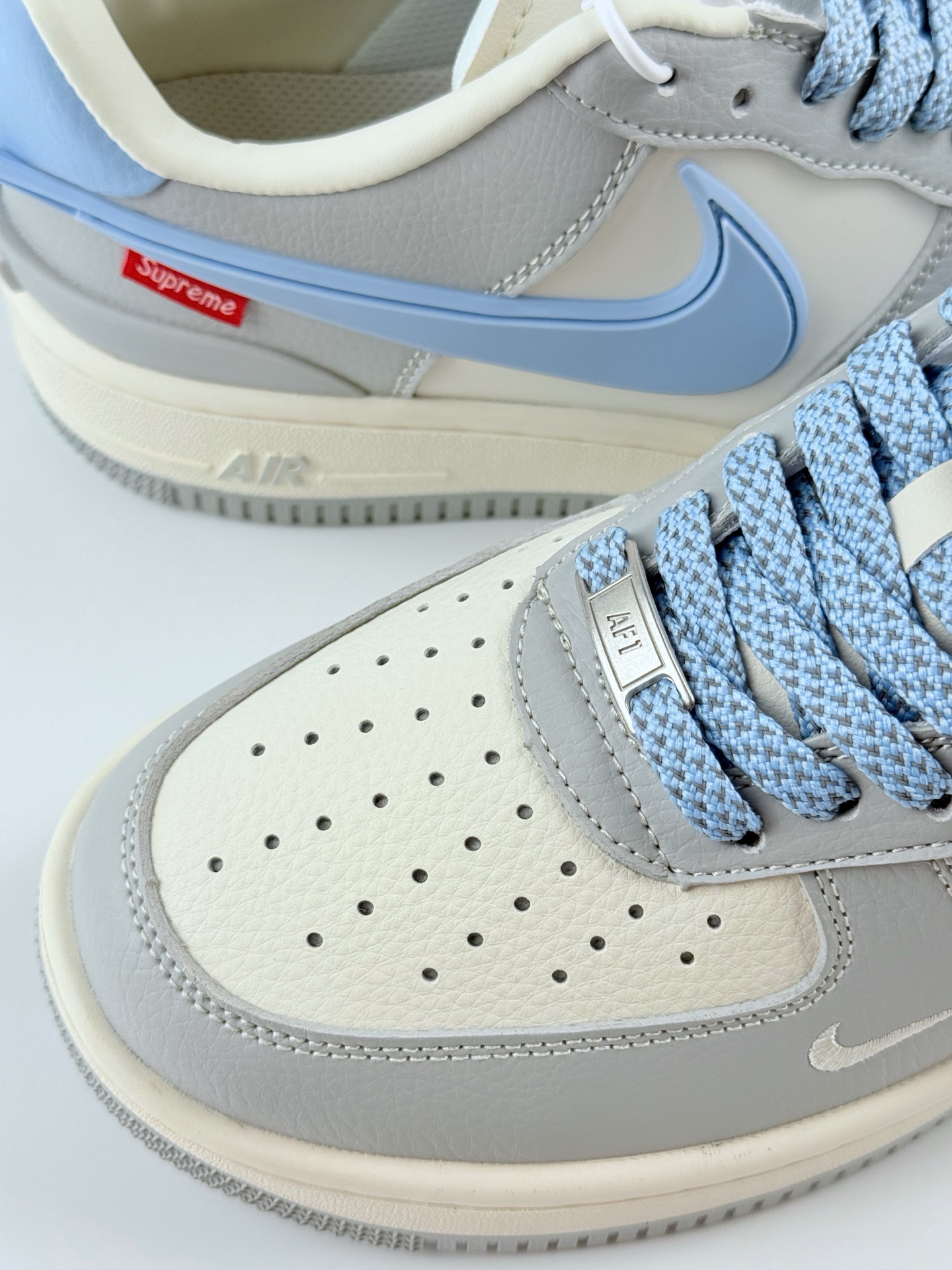 Nike Air Force 1 Low 07 x Supreme 灰白蓝大钩 XS3464-577