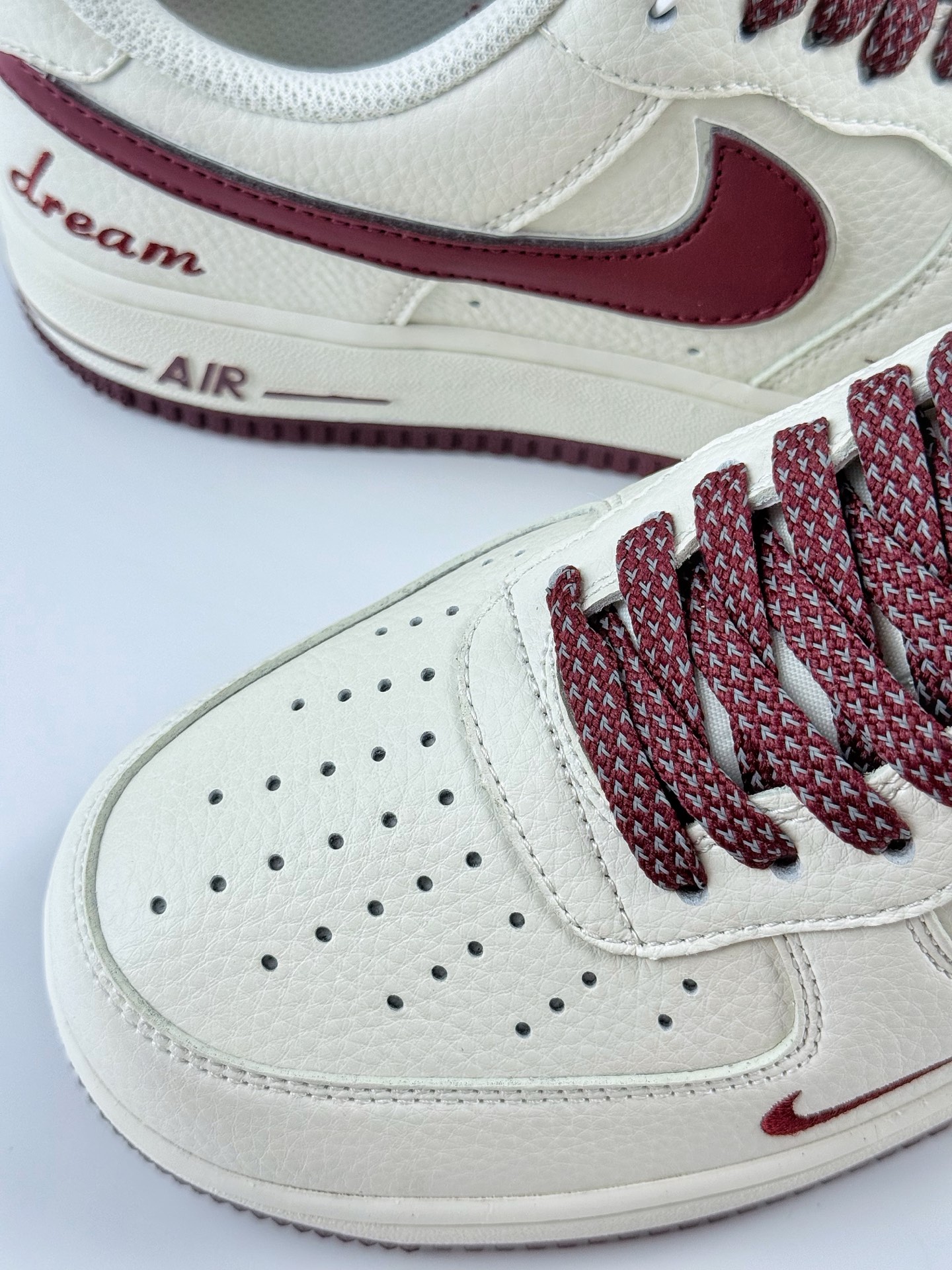 Nike Air Force 1 Low 07 白酒红小钩满天星 DR2024-105